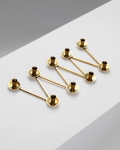 Candelieri 'Margareta' disegnati da Lars Holmström, Svezia, anni '20, ottone