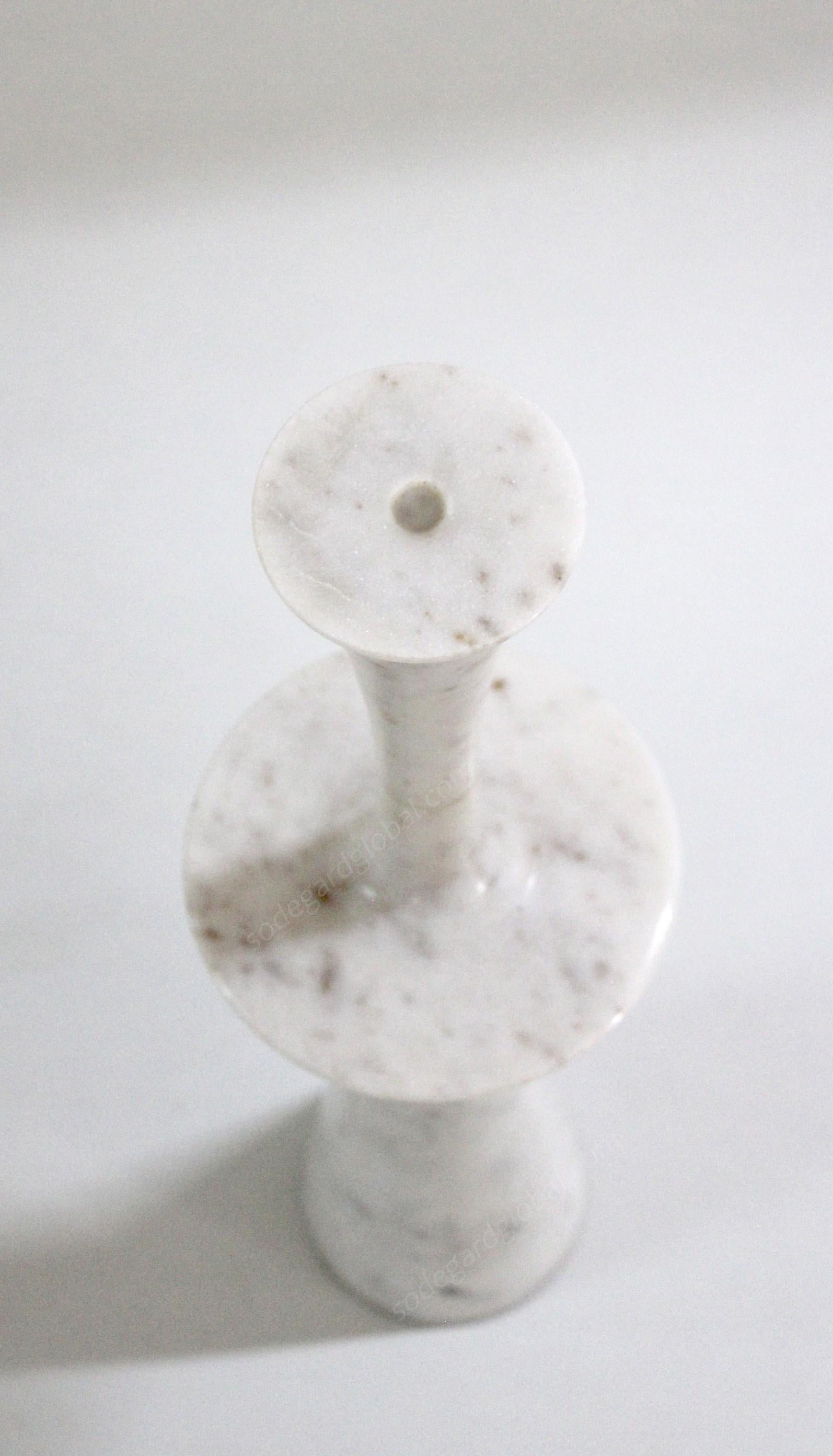 Candlesticks Plate i in White Marble Handcrafted in India By Paul Mathieu For Sale 2