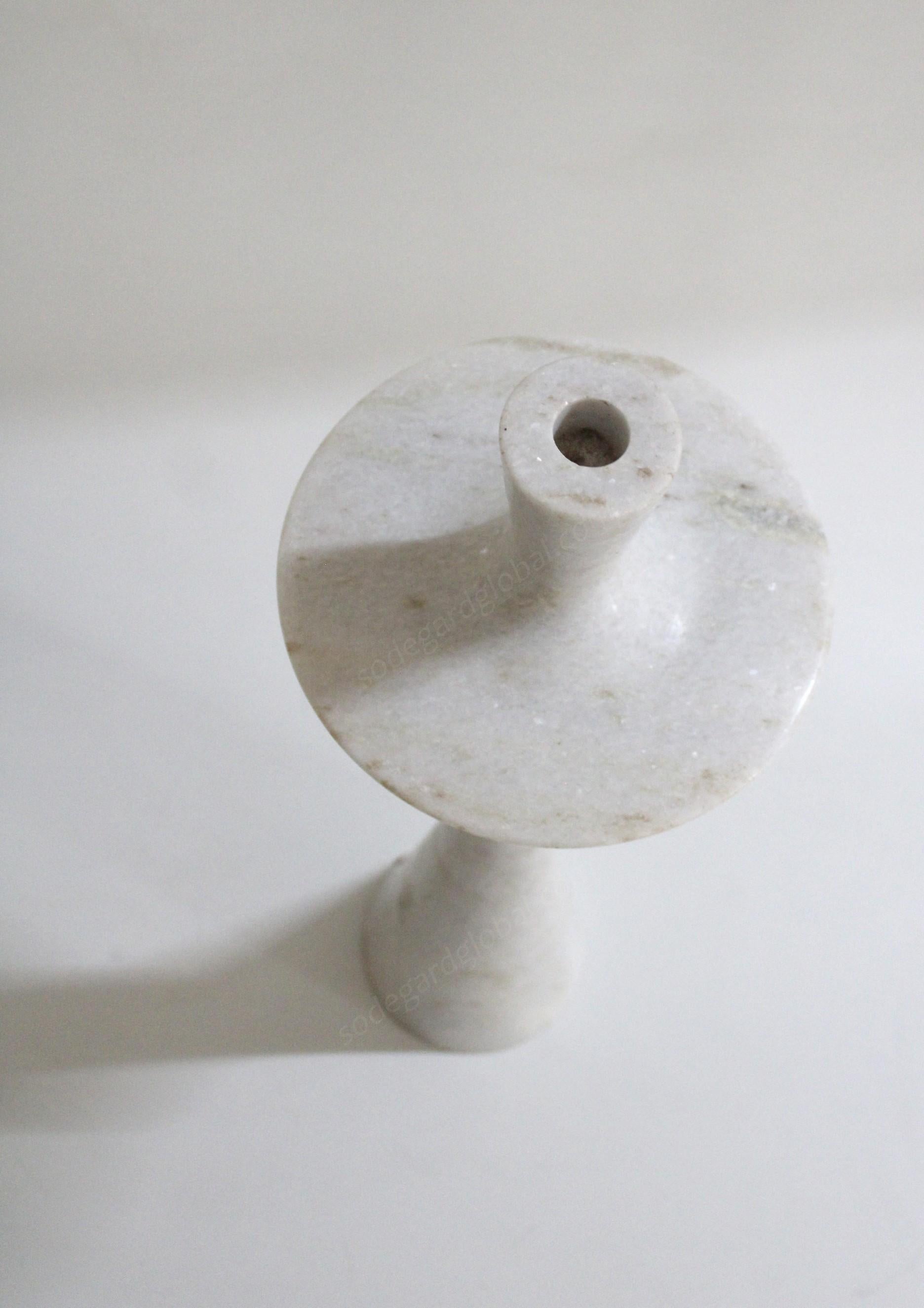 Candlesticks Plate II in White Marble Handcrafted in India By Paul Mathieu For Sale 1