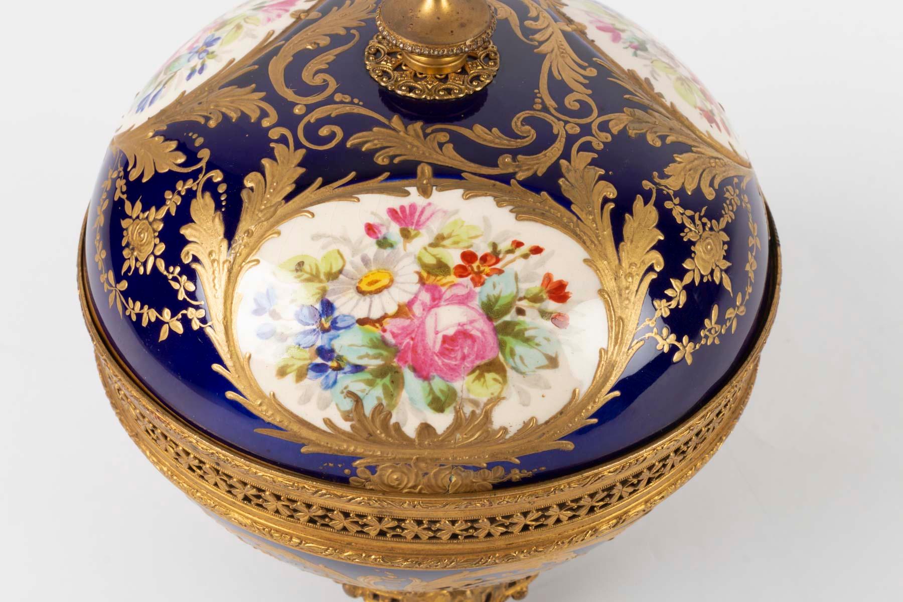 Candy Box, Napoleon III Period, 1870, Painted and Gilded Porcelain Gilded Bronze 1