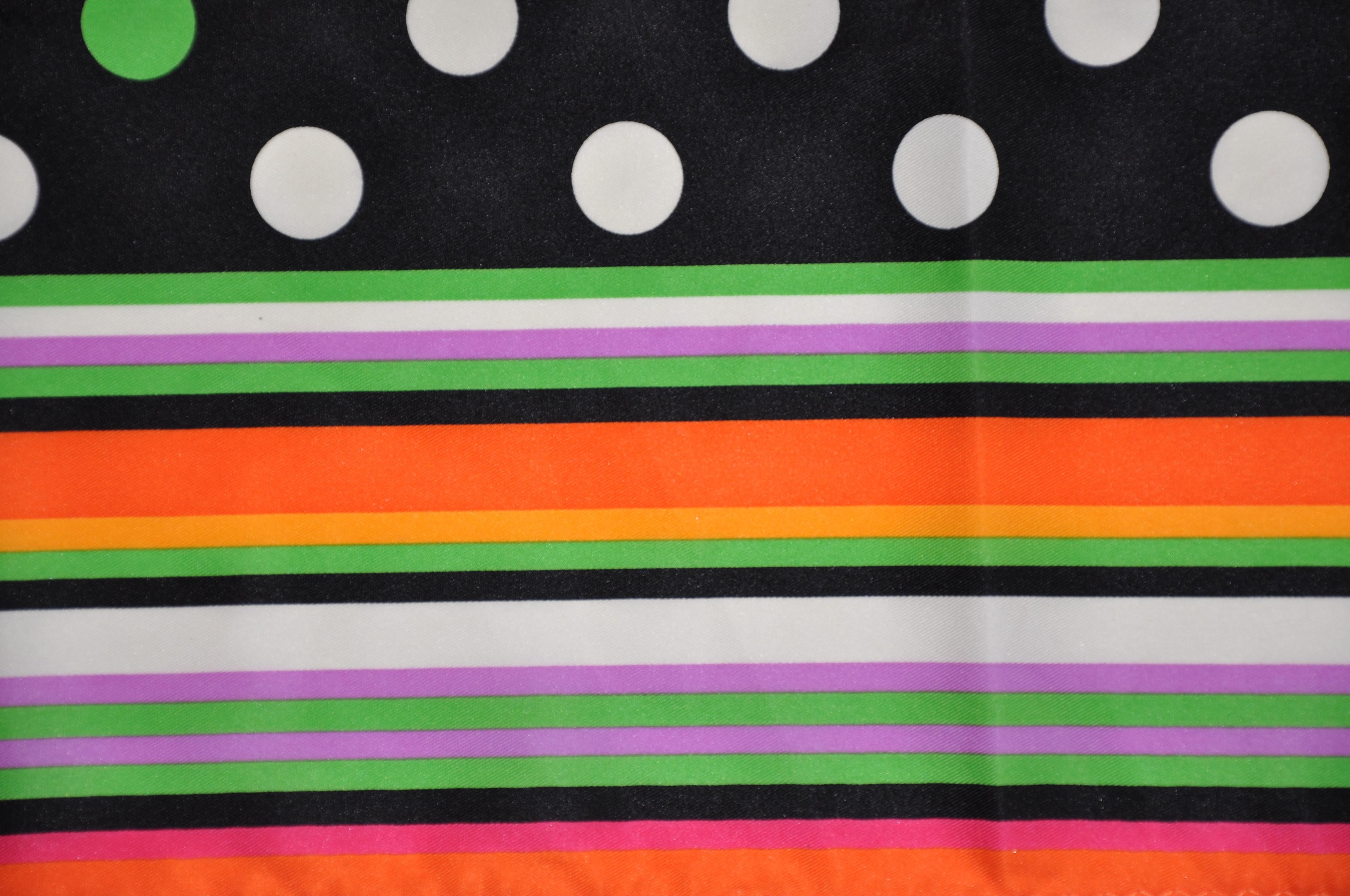 Candy Cane-Schal mit mehrfarbigen Polka-Dot-Mittelschal in der Mitte im Zustand „Gut“ im Angebot in New York, NY