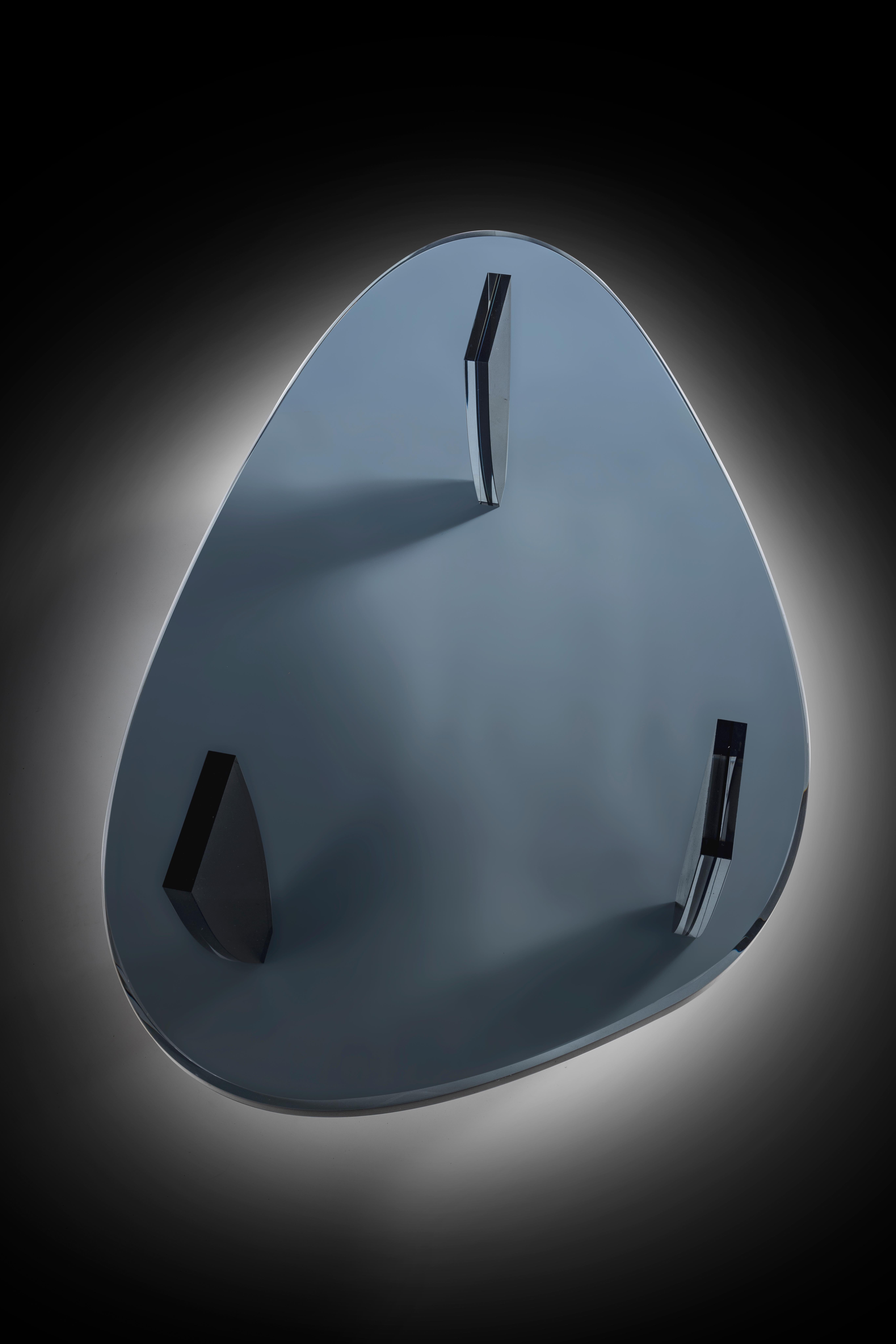 Autre Table basse gris bonbon par Charly Bounan en vente
