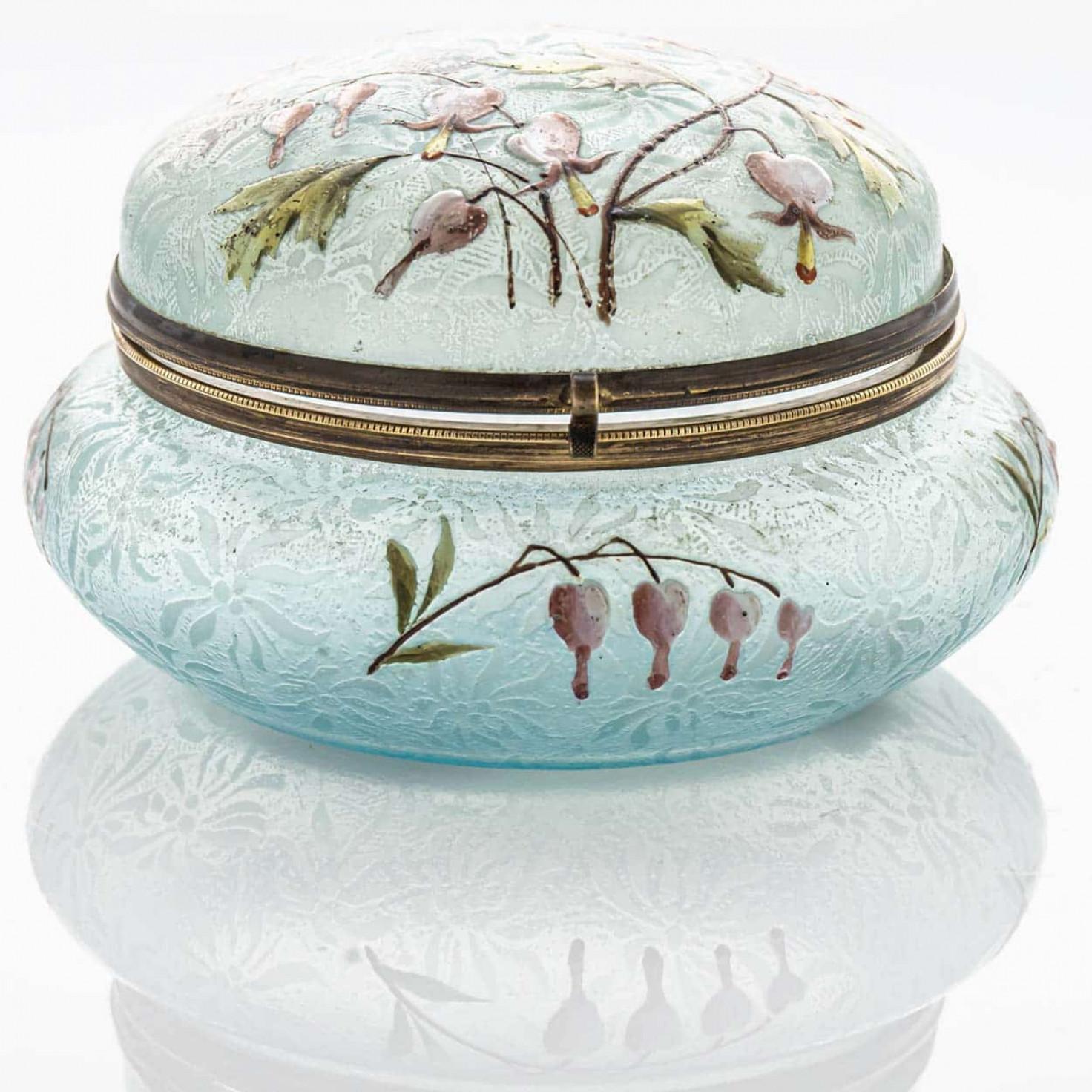 Fait main Bonbonnière, verre d'art émaillé, France en vente