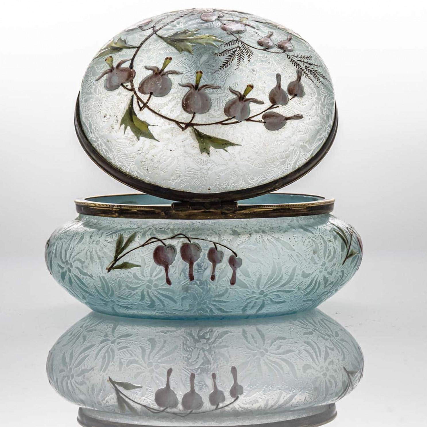 Bonbonnière, verre d'art émaillé, France Bon état - En vente à Rijssen, NL