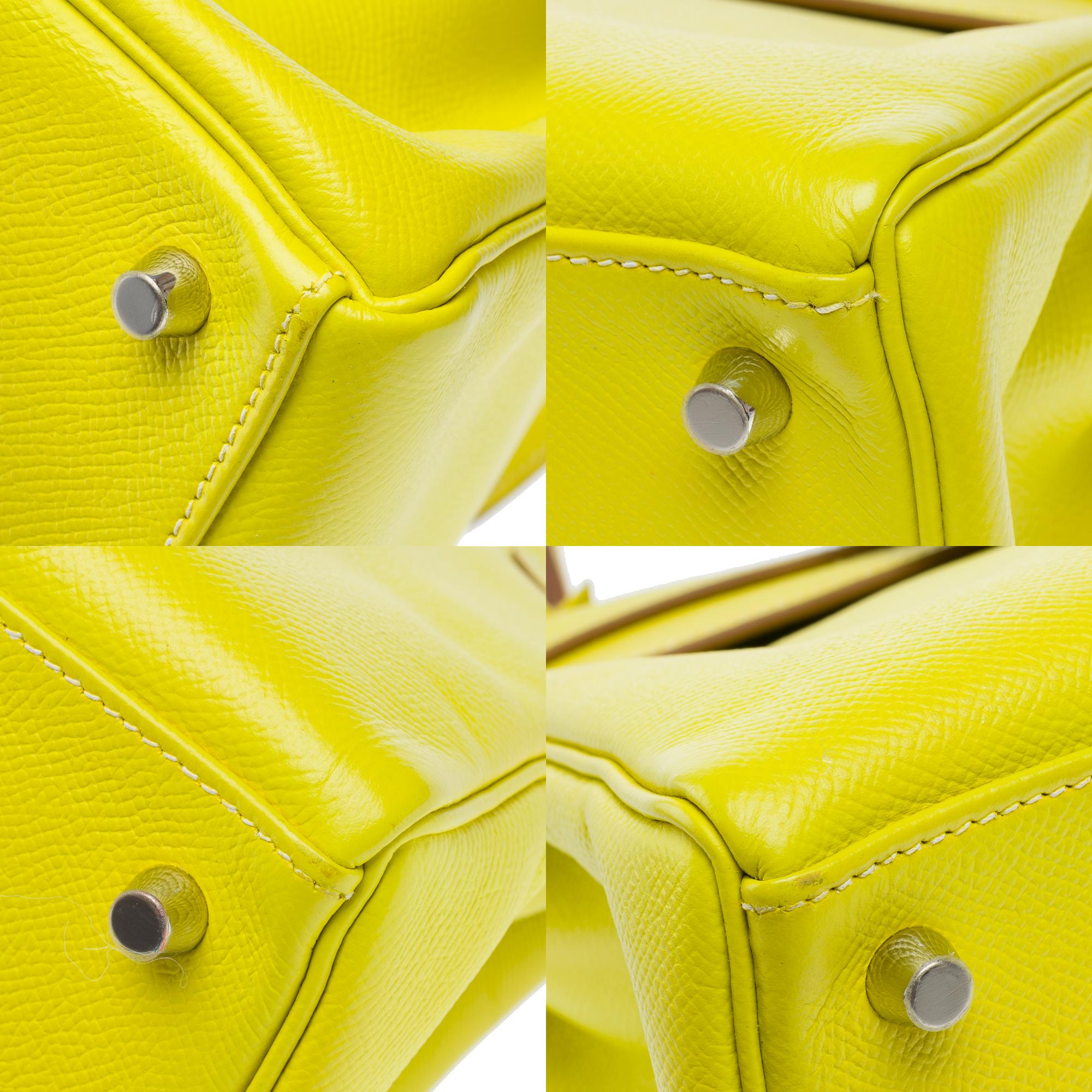 Candy Limited Edition Hermes Kelly 28 handbag strap in Lime/Perle epsom For Sale 7