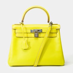Candy Limited Edition Hermes Kelly 28 handbag strap in Lime/Perle epsom