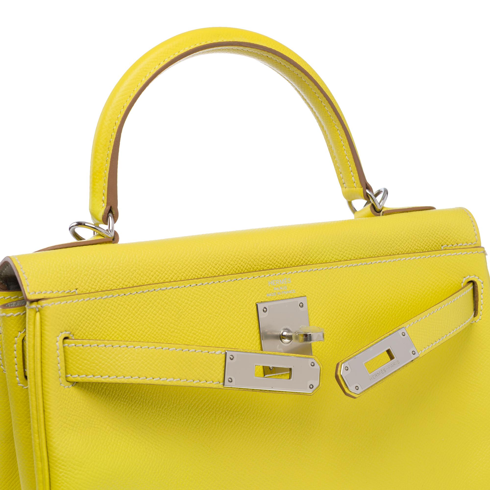 Candy Limited Edition Hermes Kelly 28 handbag strap in Lime/Perle epsom For Sale 2