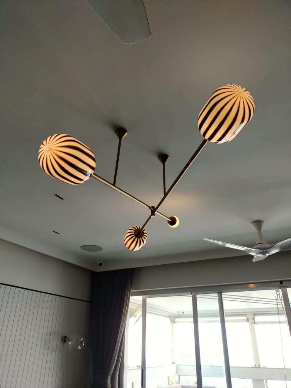 Indiano Candy Mobil  Lampada Bullseye con vetro soffiato a mano e ottone in vendita
