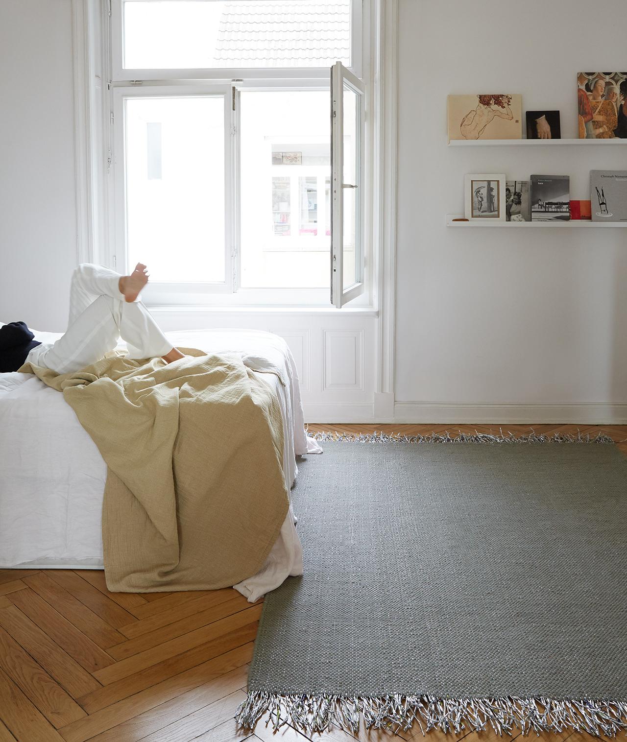 Indian Candy Wrapper Rug_LivingXL_vetiver / Award Winning Woven Rug by Jutta Werner For Sale