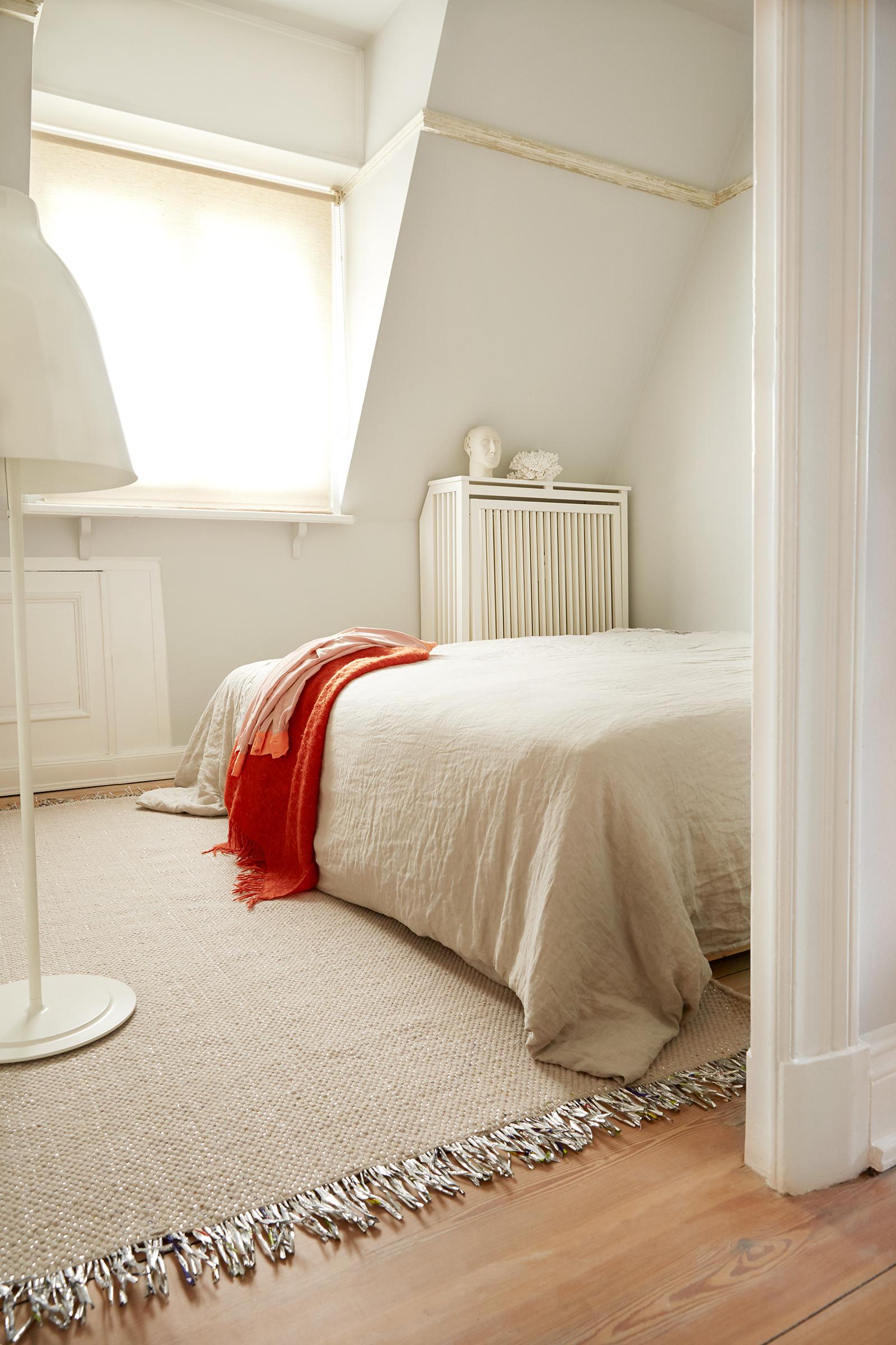 Indian Candy Wrapper Rug_Runner_white sand / Award Winning Woven Rug by Jutta Werner For Sale