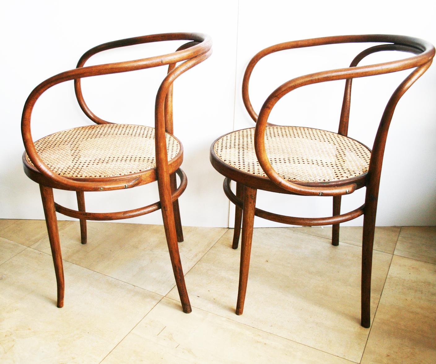 Stühle aus Rohr und Bugholz nach Thonet 209:: 1940er Jahre (Wiener Secession)