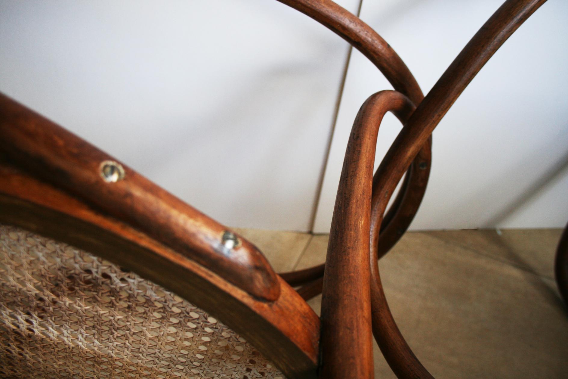 Stühle aus Rohr und Bugholz nach Thonet 209:: 1940er Jahre (Mitte des 20. Jahrhunderts)