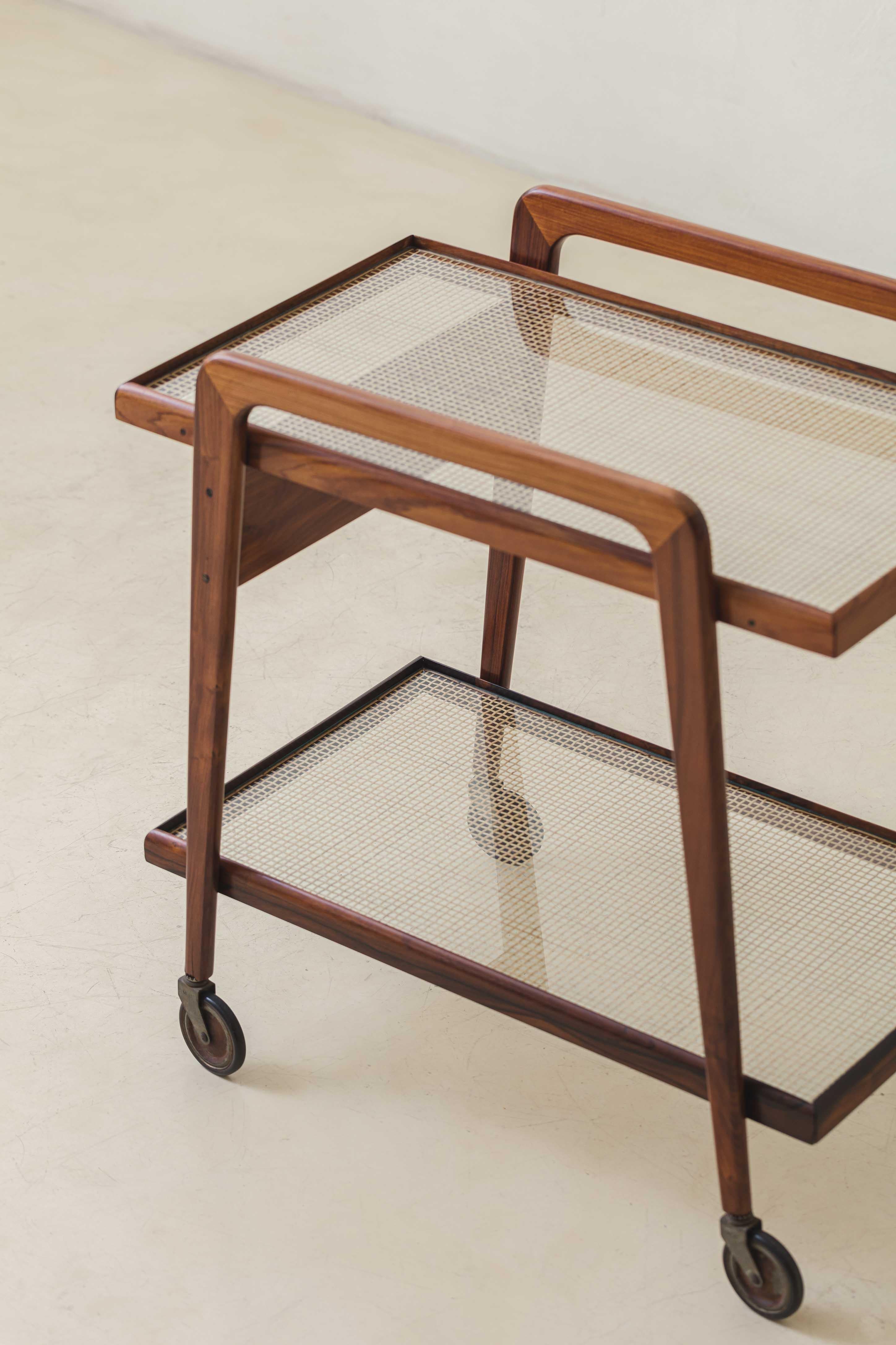 Cane Bar Cart by Carlo Hauner and Martin Eisler, 1950s, Forma S.A., Brazil In Good Condition For Sale In New York, NY