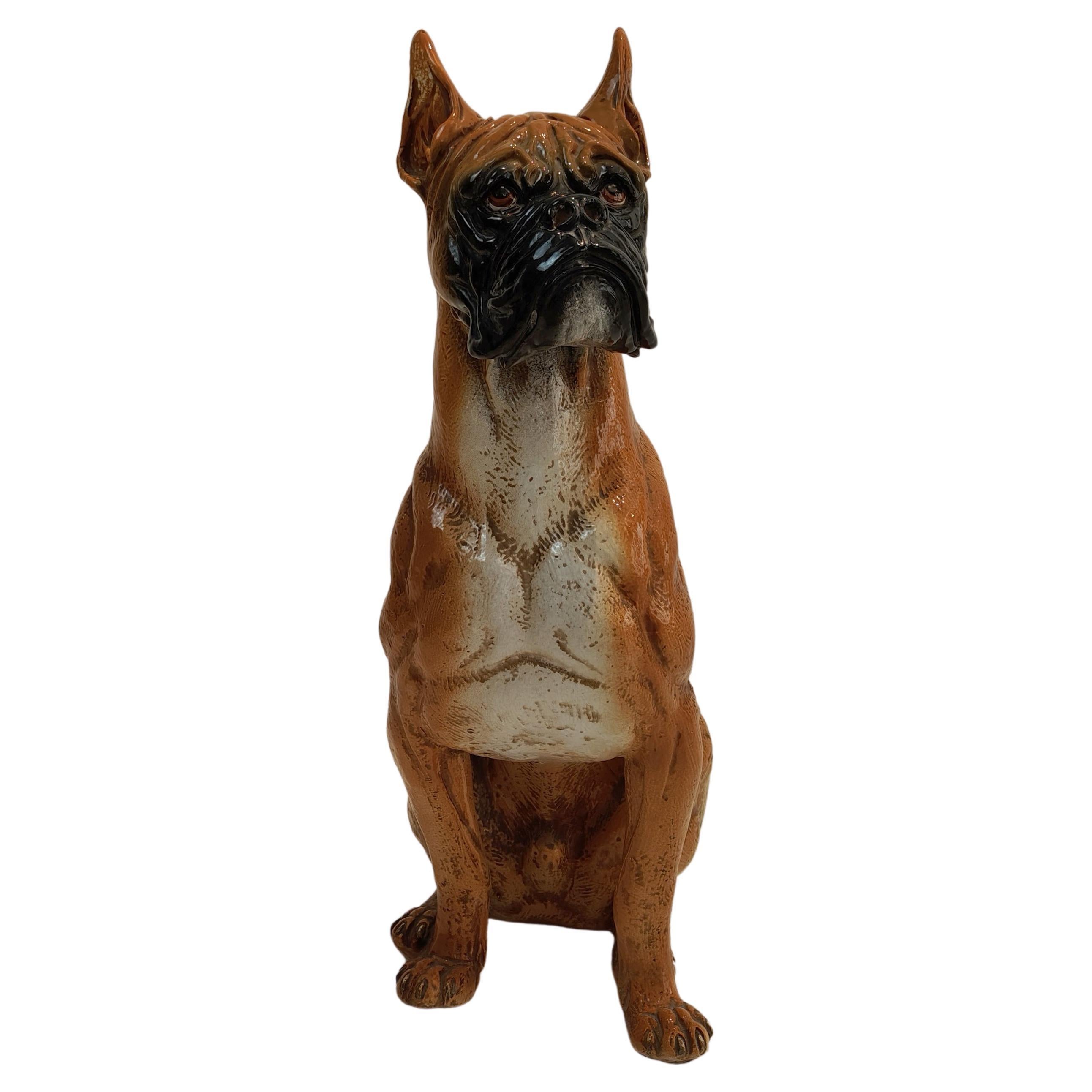 Perro de raza Boxer de mayólica toscana, Italia, 1960 en venta