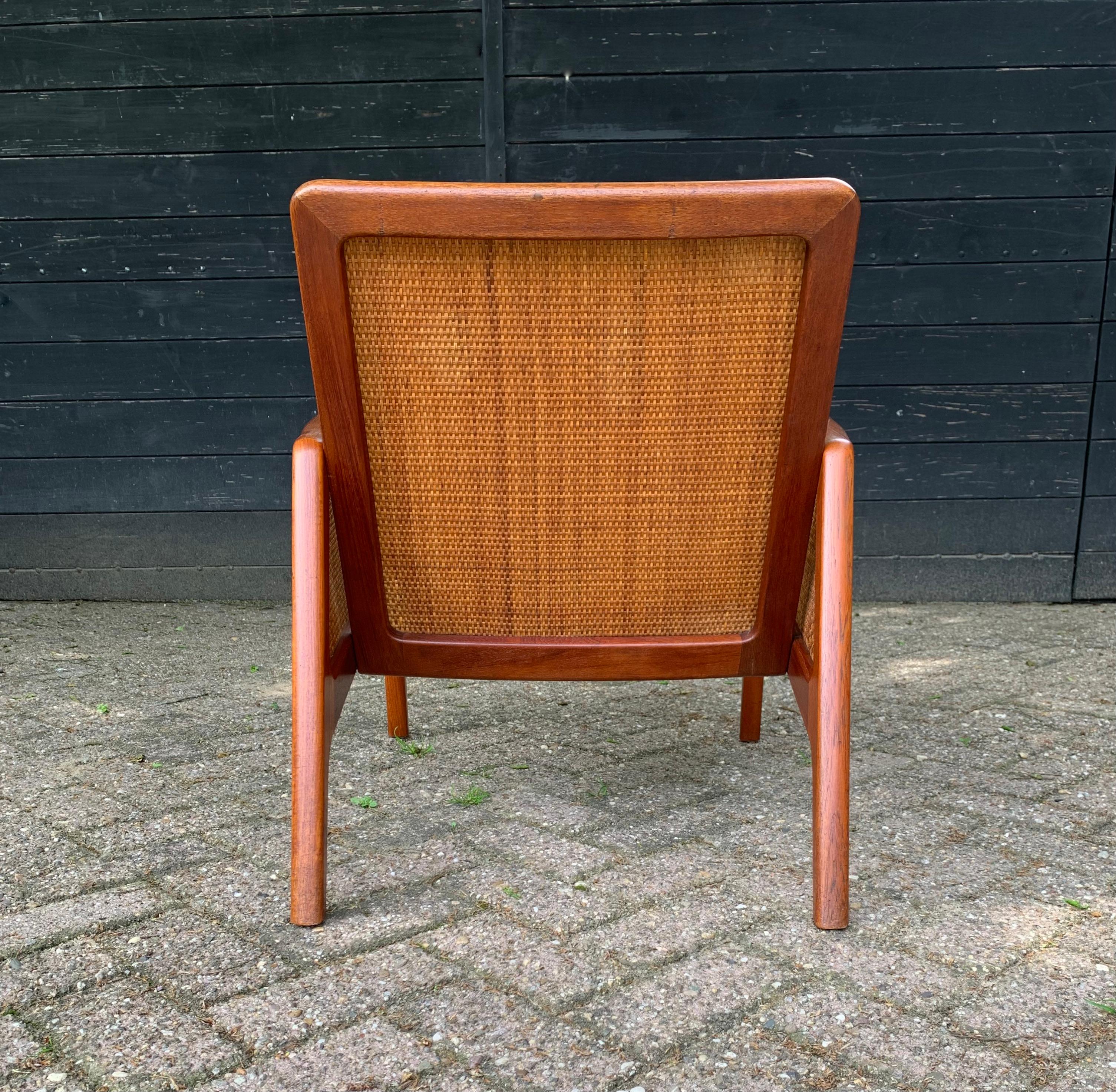 Cane & Teak Lounge Chair Peter Hvidt & Orla Molgaard-Nielsen France & Daverkosen For Sale 6