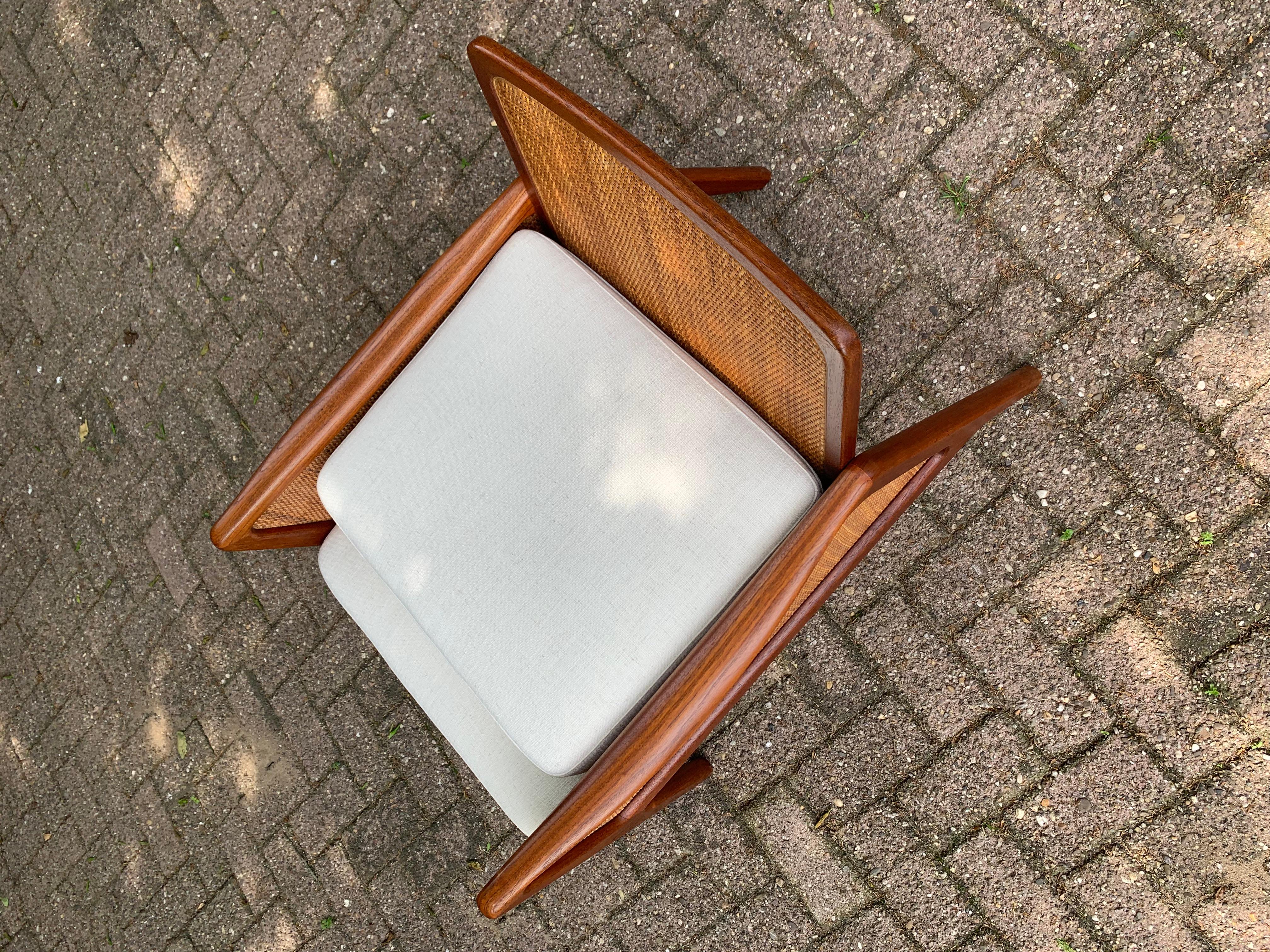 Cane & Teak Lounge Chair Peter Hvidt & Orla Molgaard-Nielsen France & Daverkosen For Sale 12
