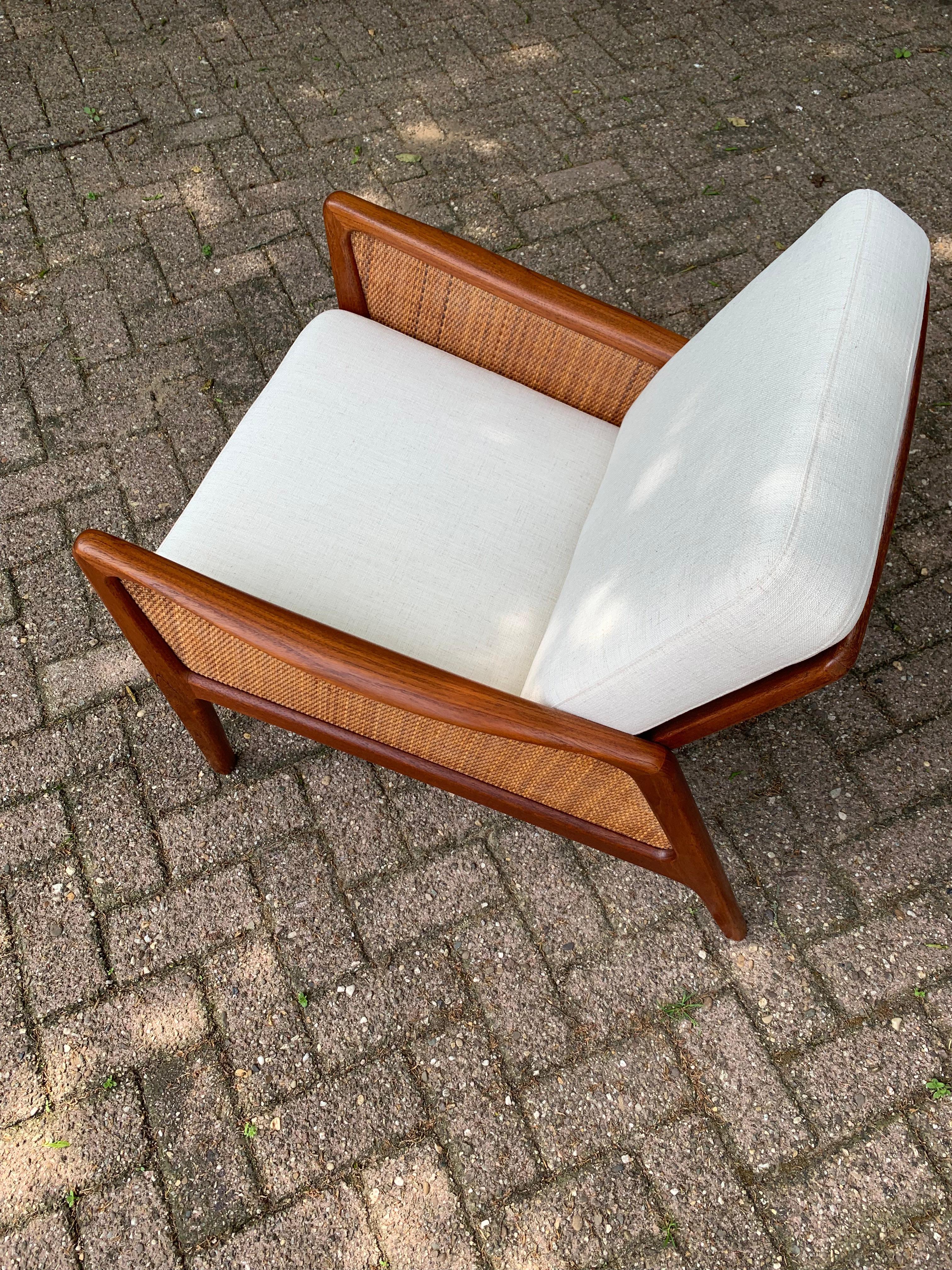 Hand-Woven Cane & Teak Lounge Chair Peter Hvidt & Orla Molgaard-Nielsen France & Daverkosen For Sale