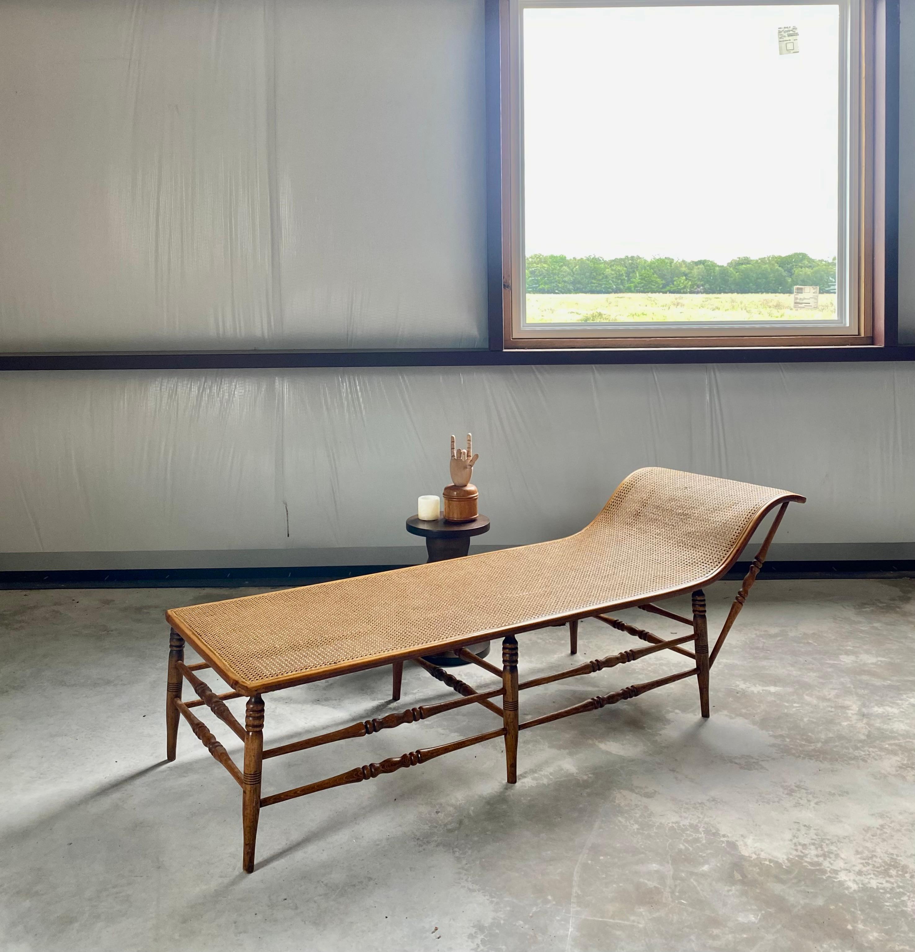 Caned Recamier (after Heywood Wakefield) Chaise Longue Lounge 5