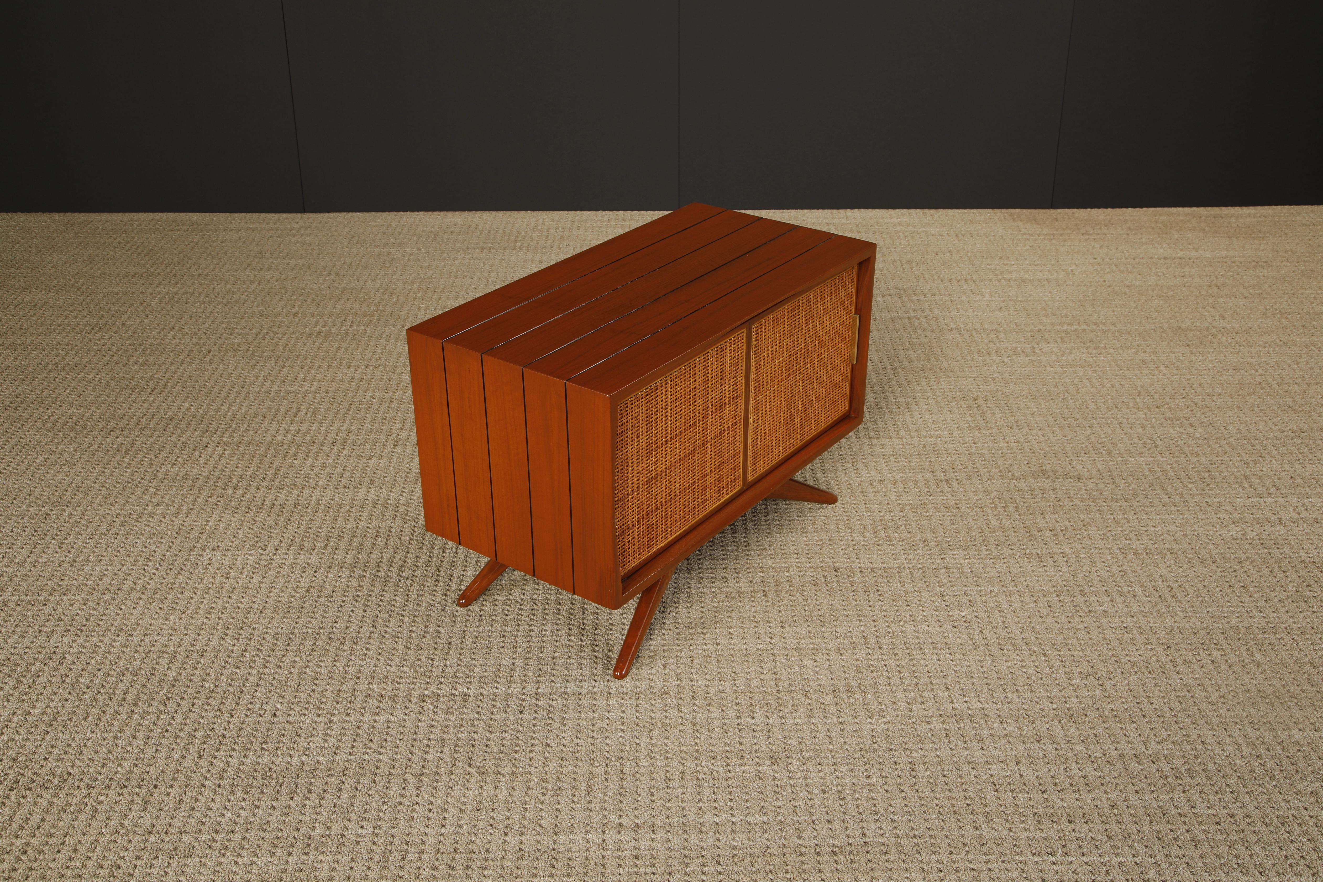 Caned Sculptural Cabinet by Vladimir Kagan for Grosfeld House, 1950s, Signed For Sale 4