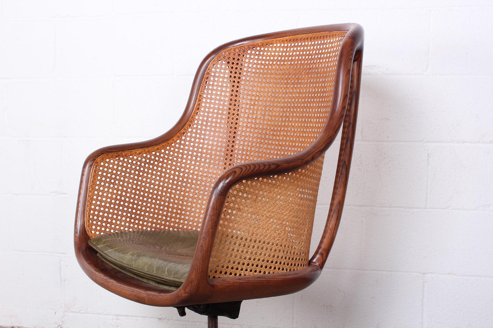 Caned Swivel Desk Chair by Ward Bennett In Good Condition In Dallas, TX