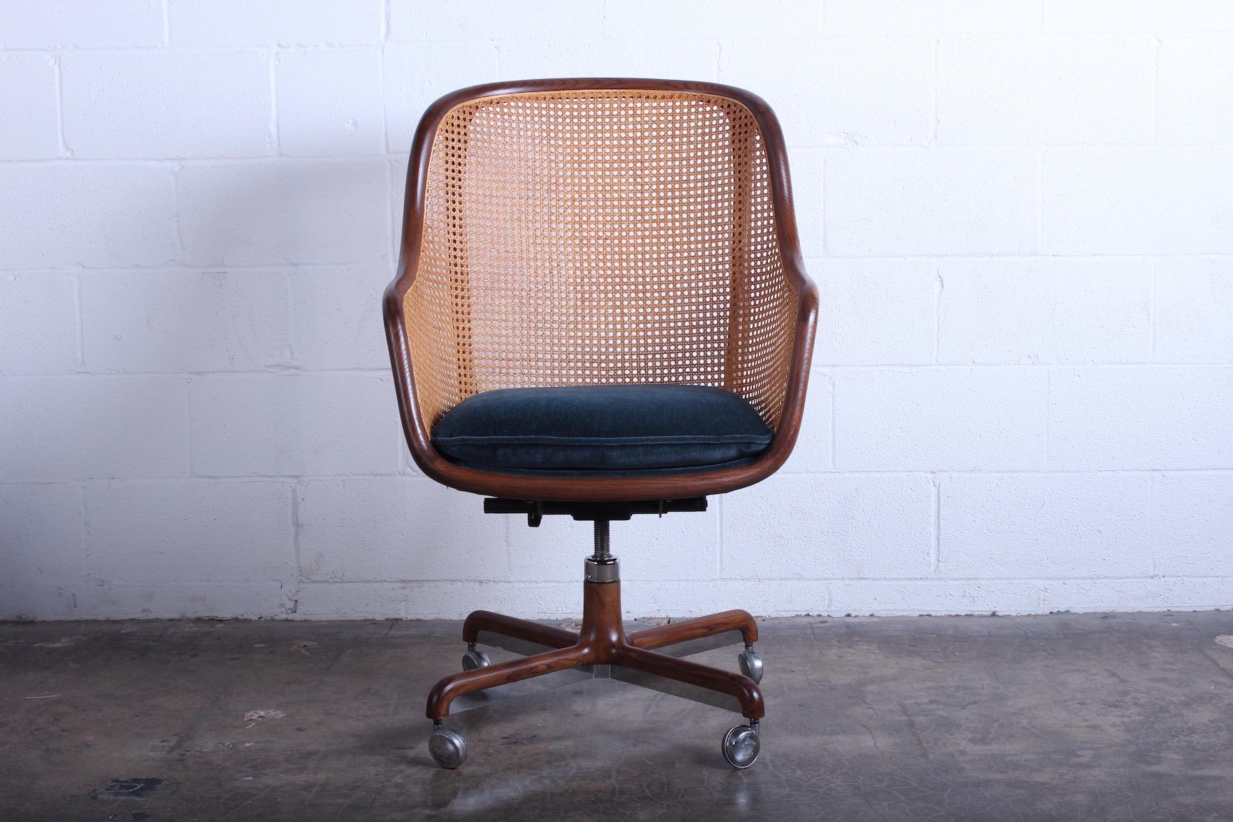 Caned Swivel Desk Chairs by Ward Bennett In Good Condition In Dallas, TX