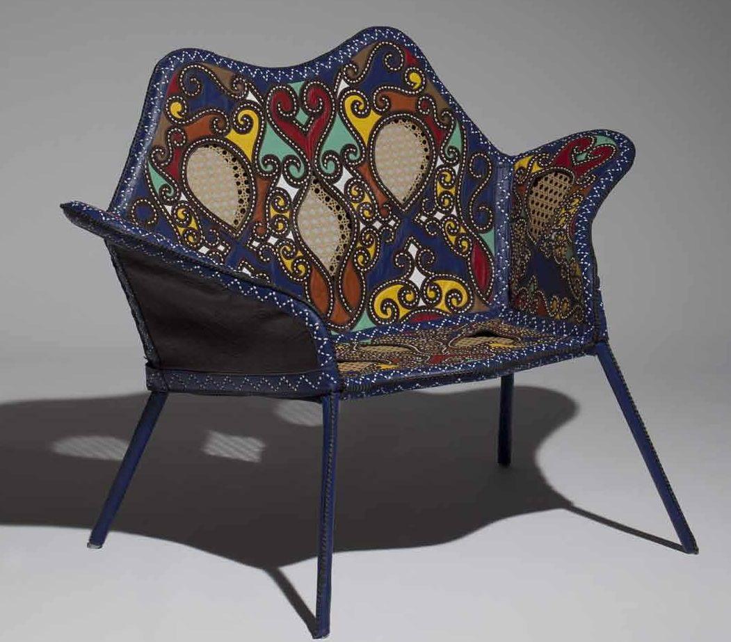This contemporary armchairs is produced with synthetic wicker weaved on a stainless steel structure, covered with handcrafted leather produced by the Brazilian artisan Espedito Seleiro.

This piece is the result of artisanal production process,