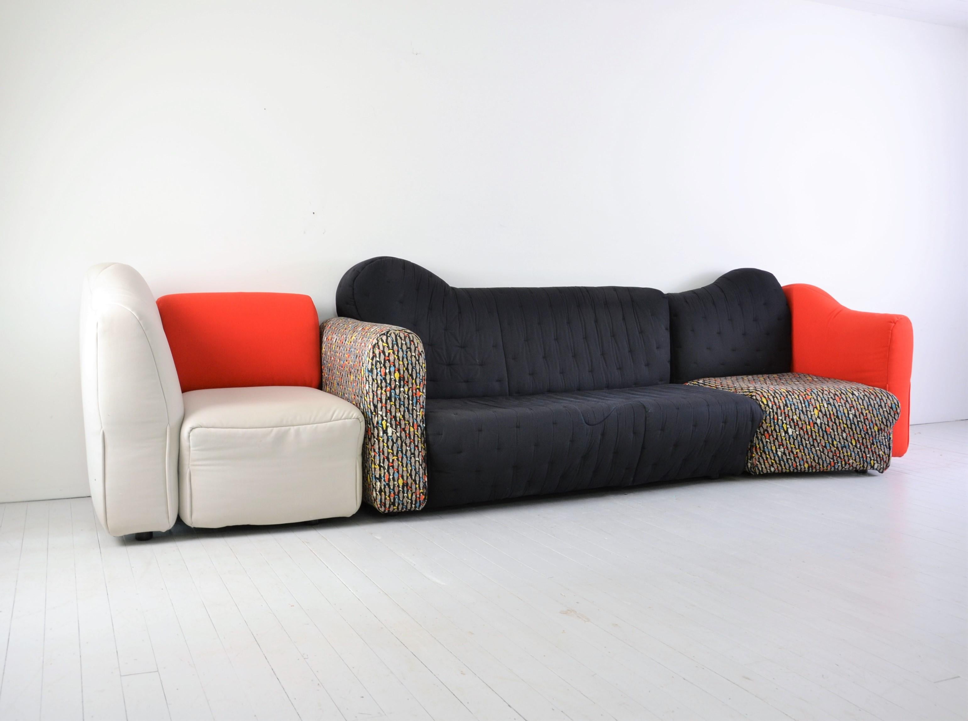 Wonderfull modular sofa by geatano pesce in marvoulous condition and special edition fabric (pattern).