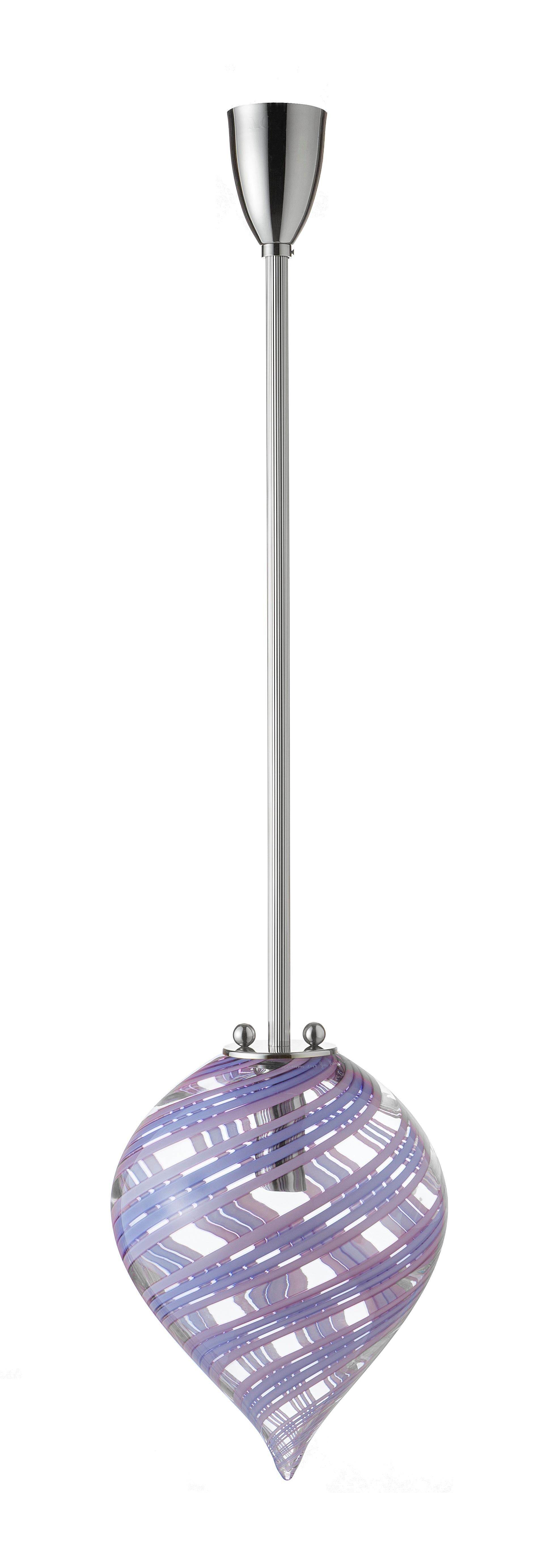 Lampada a sospensione Canne Balloon di Magic Circus Editions
Dimensioni: H. 36 + lunghezza asta su ordinazione x L. 27 cm
 Altezza del vetro: 36 cm
Materiali: Ottone scanalato, vetro soffiato a bocca
Finiture disponibili: ottone, nichel

Tutte