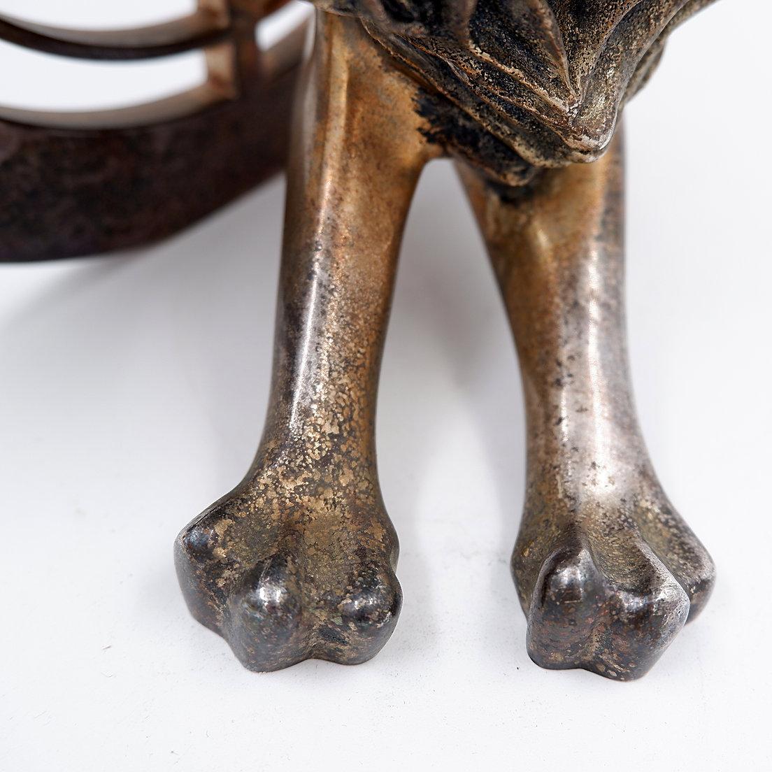 Lion de Cannes en bronze argenté par A. Bertrand de Paris, décerné lors de la cérémonie de remise des prix 2011 en vente 3