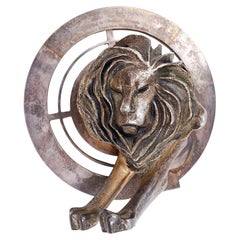 Lion de Cannes en bronze argenté par A. Bertrand de Paris, décerné lors de la cérémonie de remise des prix 2011