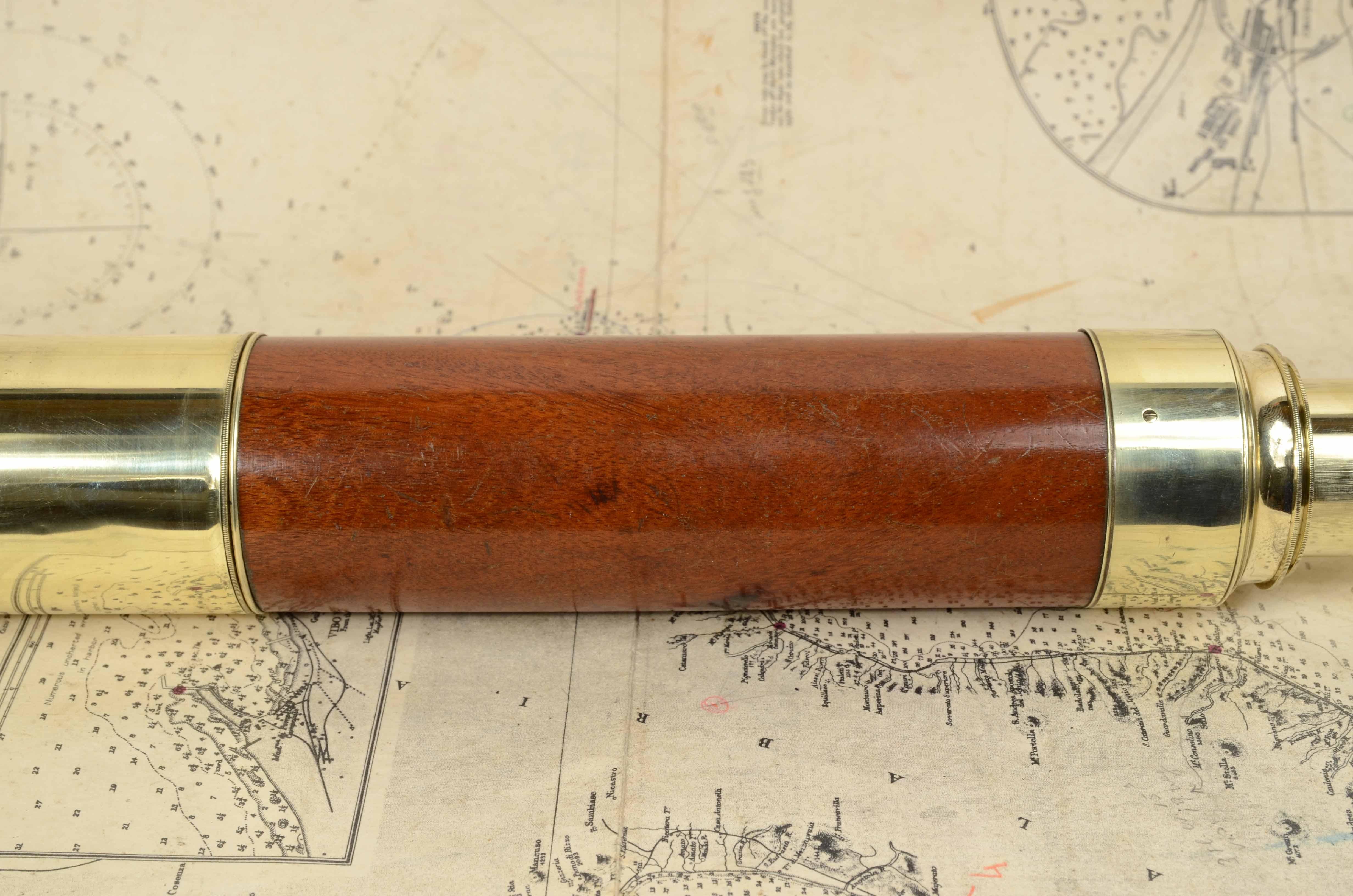 Brass and wood telescope 2 extensions signed J. Somalvico circa 1820 5