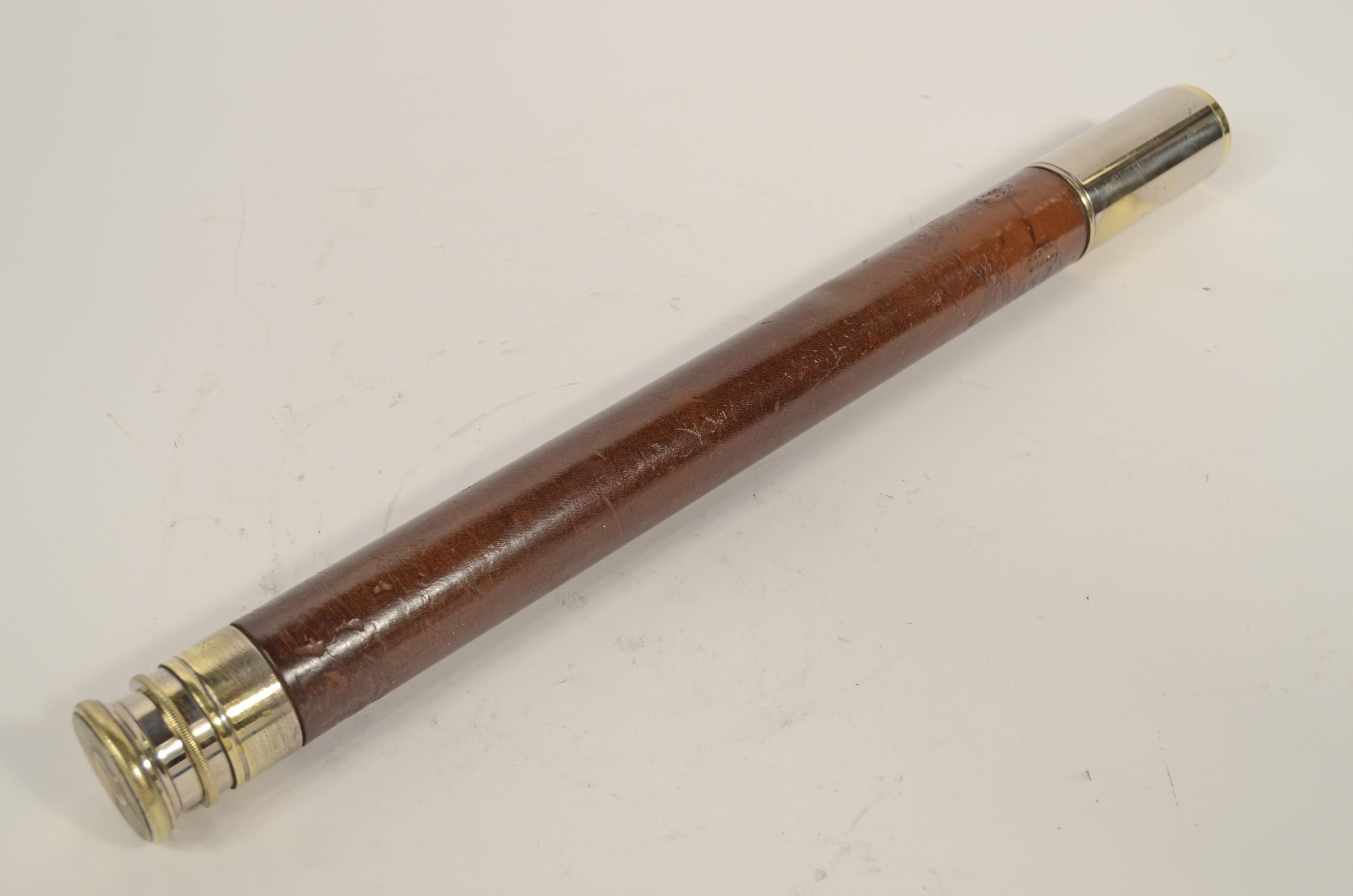 Ottone Cannocchiale a sezione tonda in ottone cromato e cuoio Inghilterra primi '900 in vendita