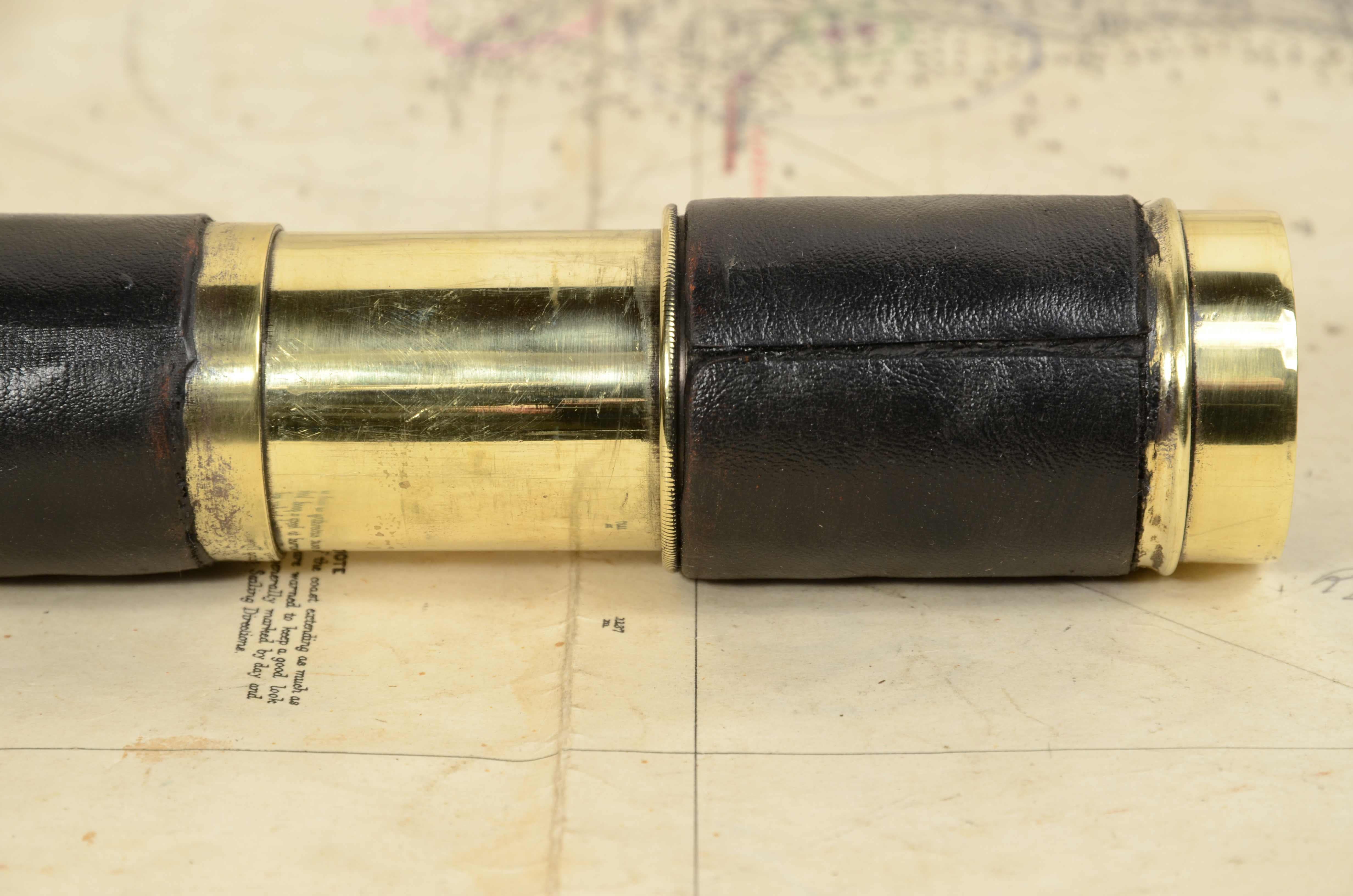 Brass telescope with leather handle England circa 1870 For Sale 8