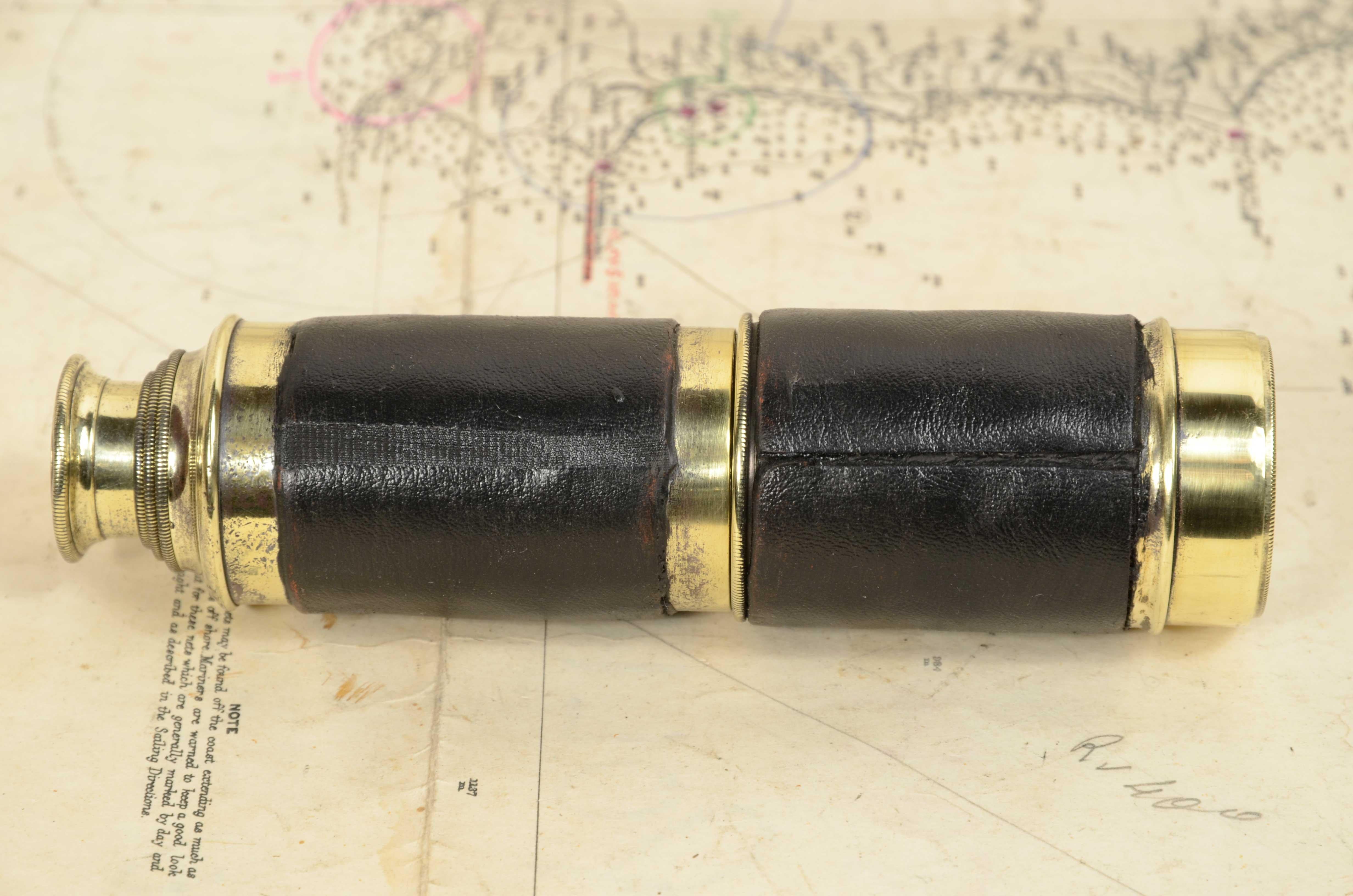 Brass telescope with leather handle England circa 1870 For Sale 2