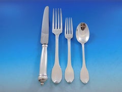 Service de couverts français en argent 950 avec poignée en forme de canon de Boin-Taburet, Paris, 22 pièces