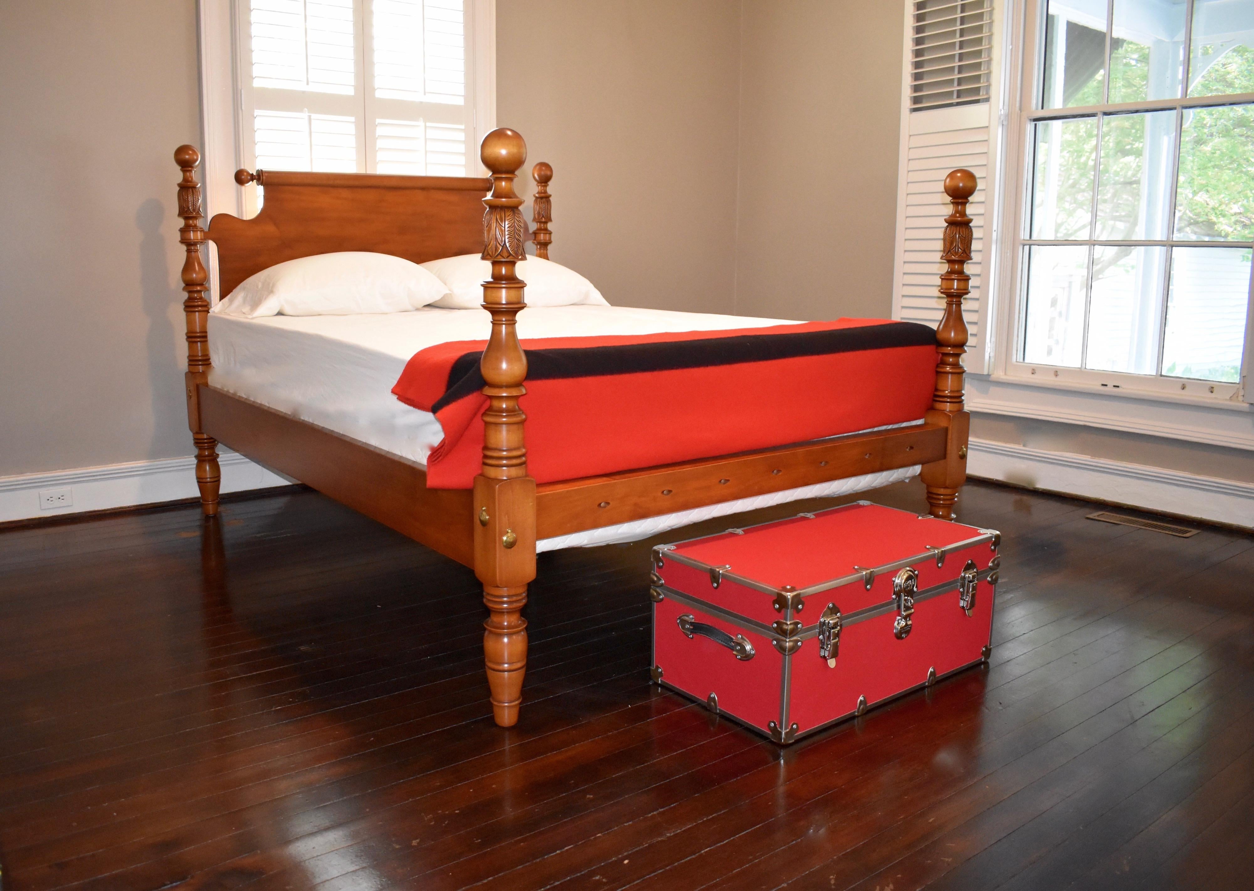 Turned Cannonball and Bell Low Post Bed in Cherry circa 1840 New Hampshire For Sale