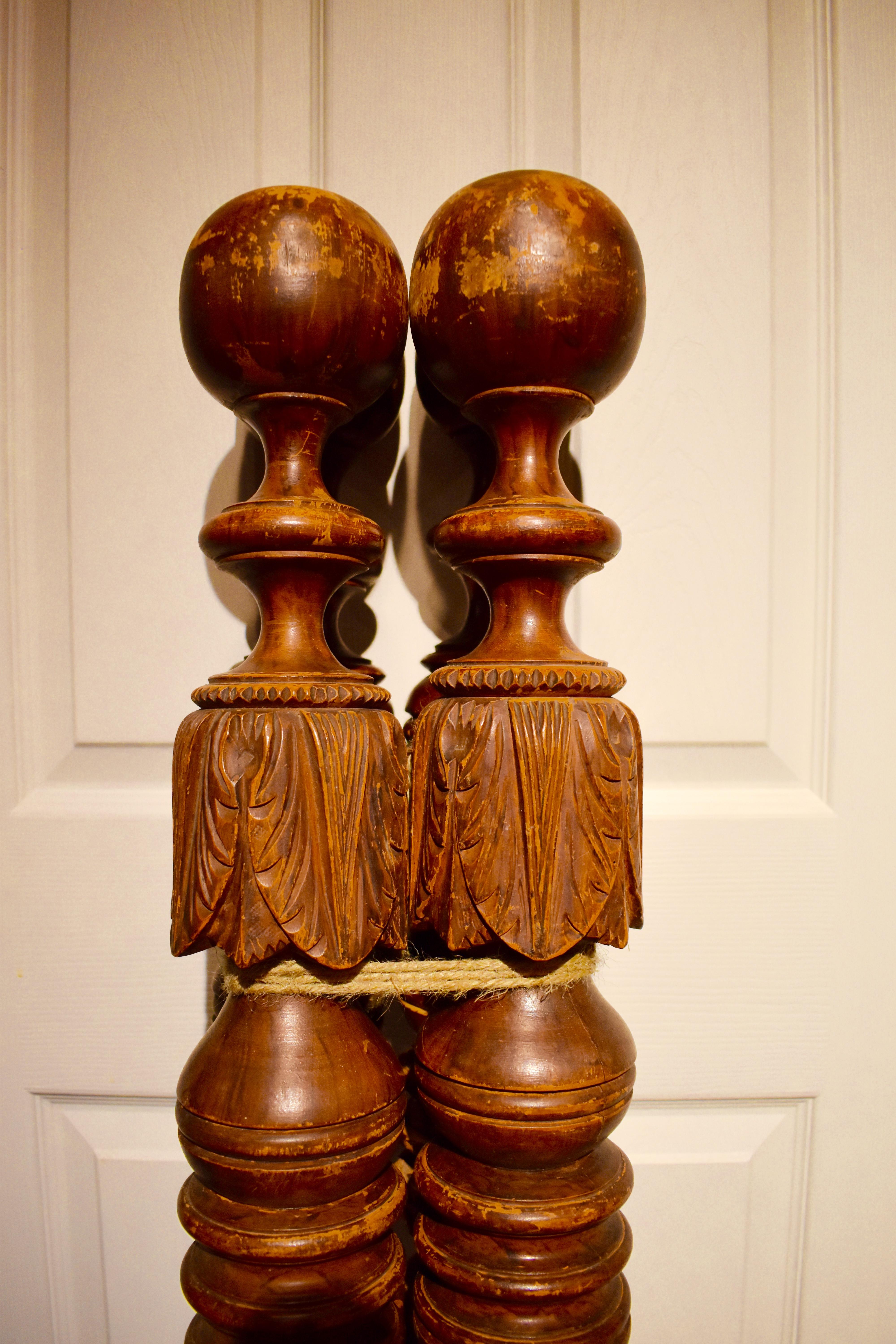 American Empire Cannonball and Feather Cared Low Post Bed in Mahogany circa 1820, New Hampshire For Sale