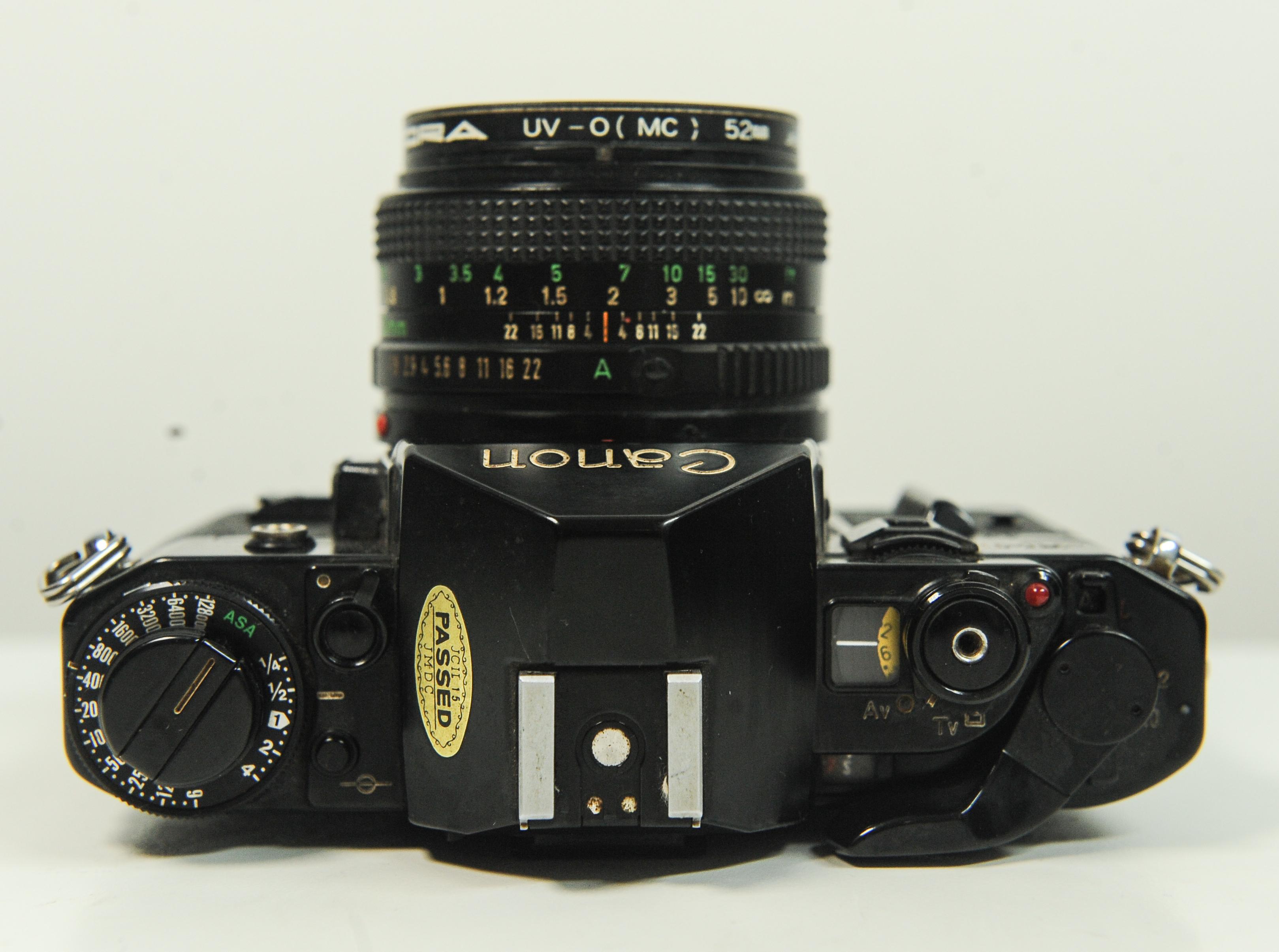 Canon A-1 Black Body 35mm SLR Filmkamera mit Canon FD 50mm F1.8 Prime Objektiv im Angebot 3