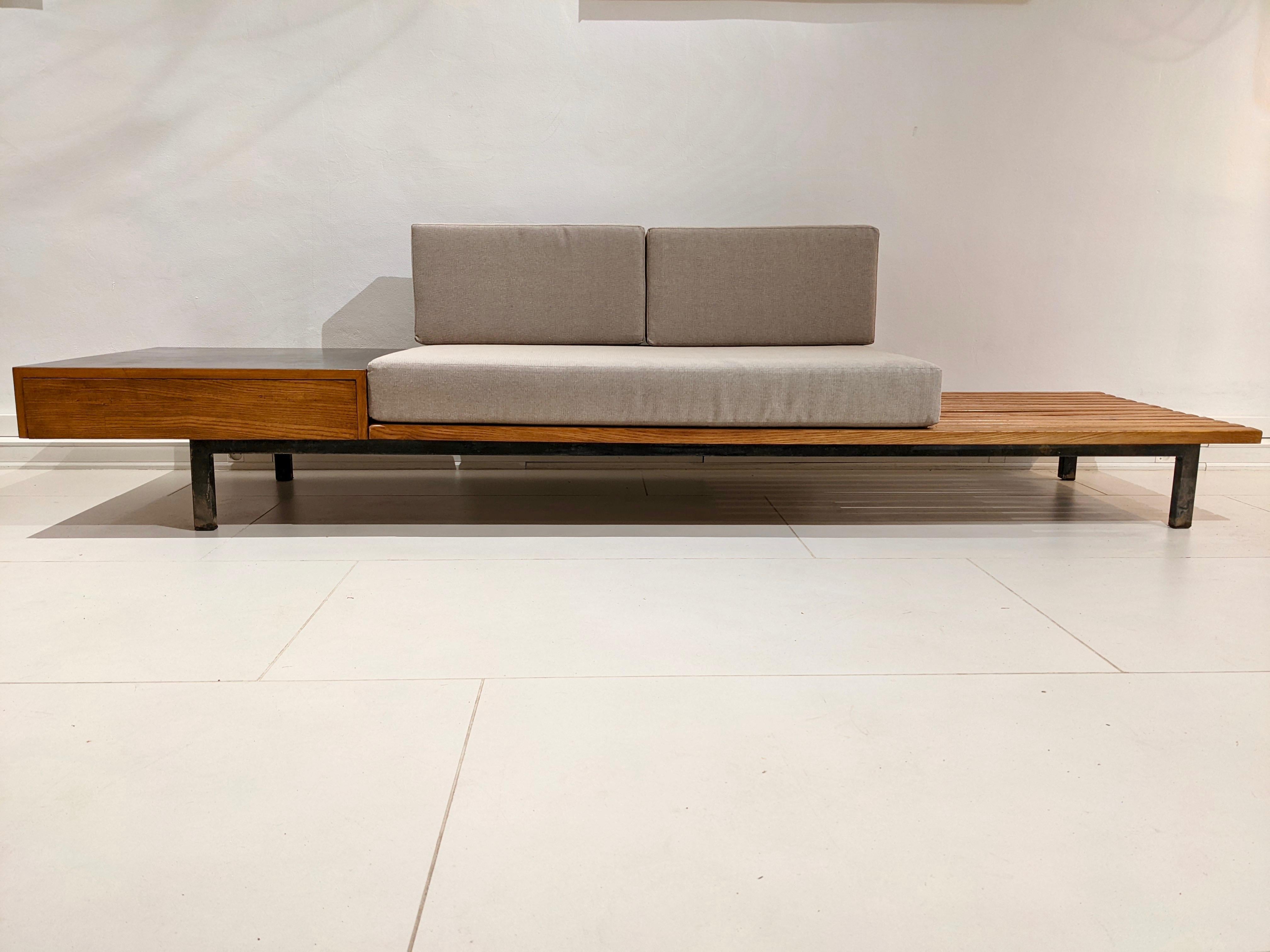 Mauritanian Cansado Bench with Drawer and Cushion in Grey Fabric by Charlotte Perriand