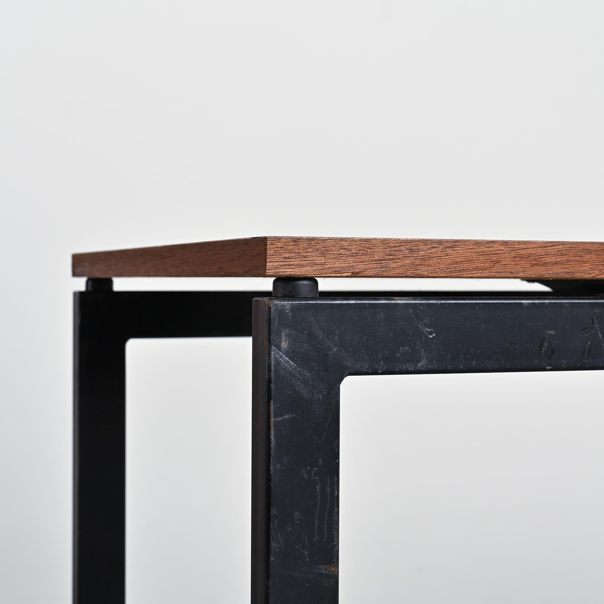 Métal Cansado Desk by Charlotte Perriand, France circa 1962 en vente
