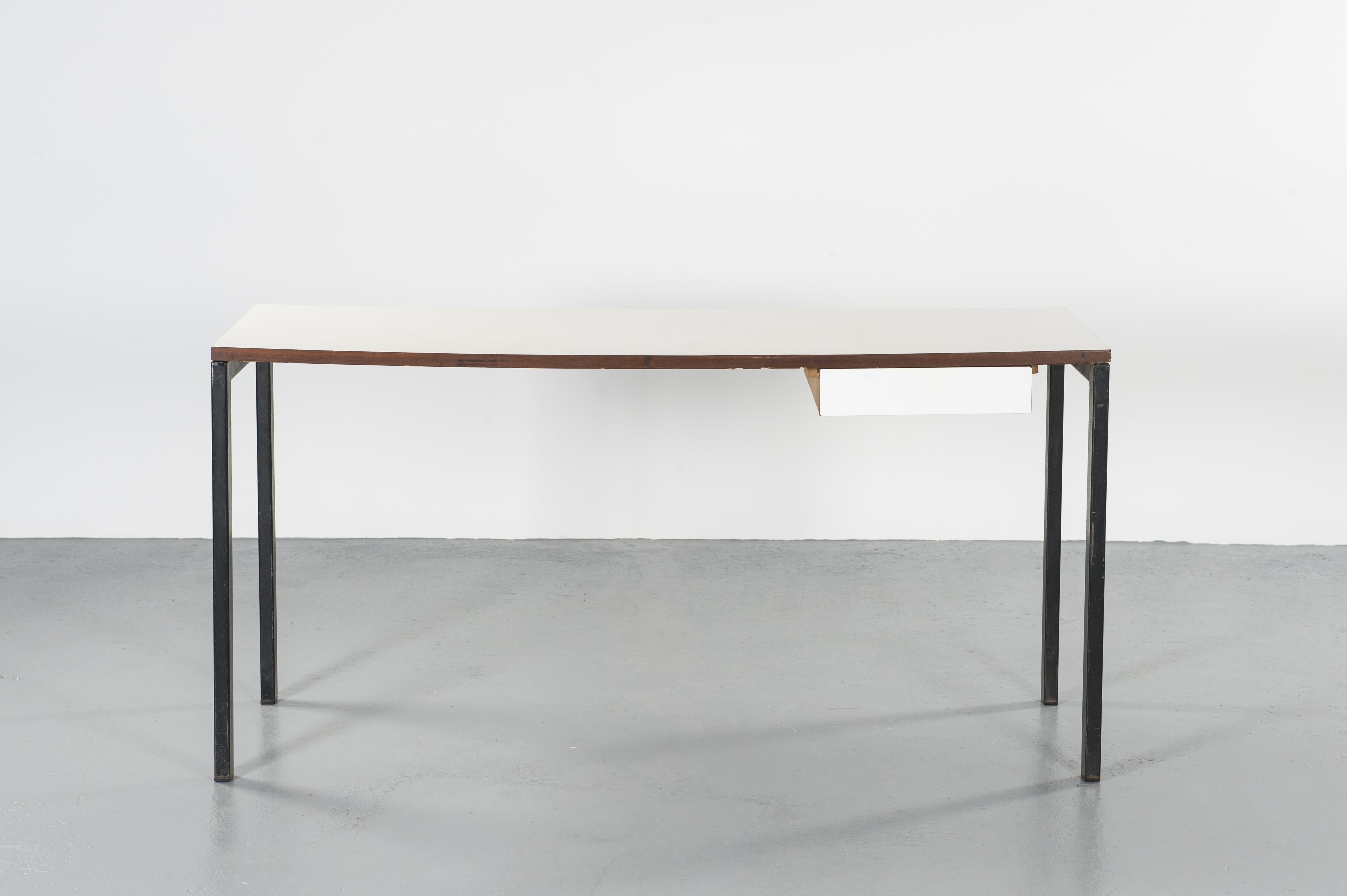 Cansado mining town Charlotte Perriand console, circa 1960, Mauritania 

Console or desk in Mahogany veneering with one drawer, top in laminate formica. The base is in metal painted black.

Charlotte Perriand is a French architect and designer,