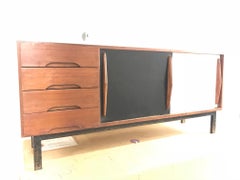 Enfilade « Cansado » de Charlotte Perriand