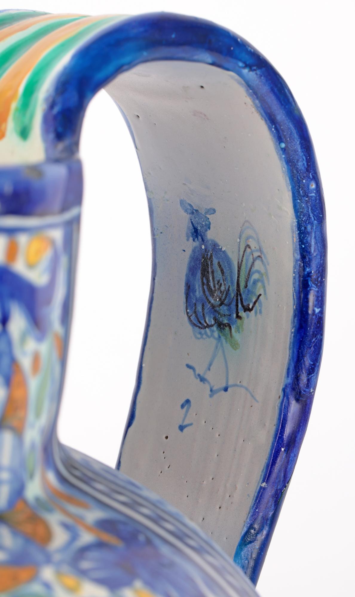 Caraffa in ceramica maiolica Cantagalli Italian Large Impressive Crested Maiolica Pottery in vendita 5