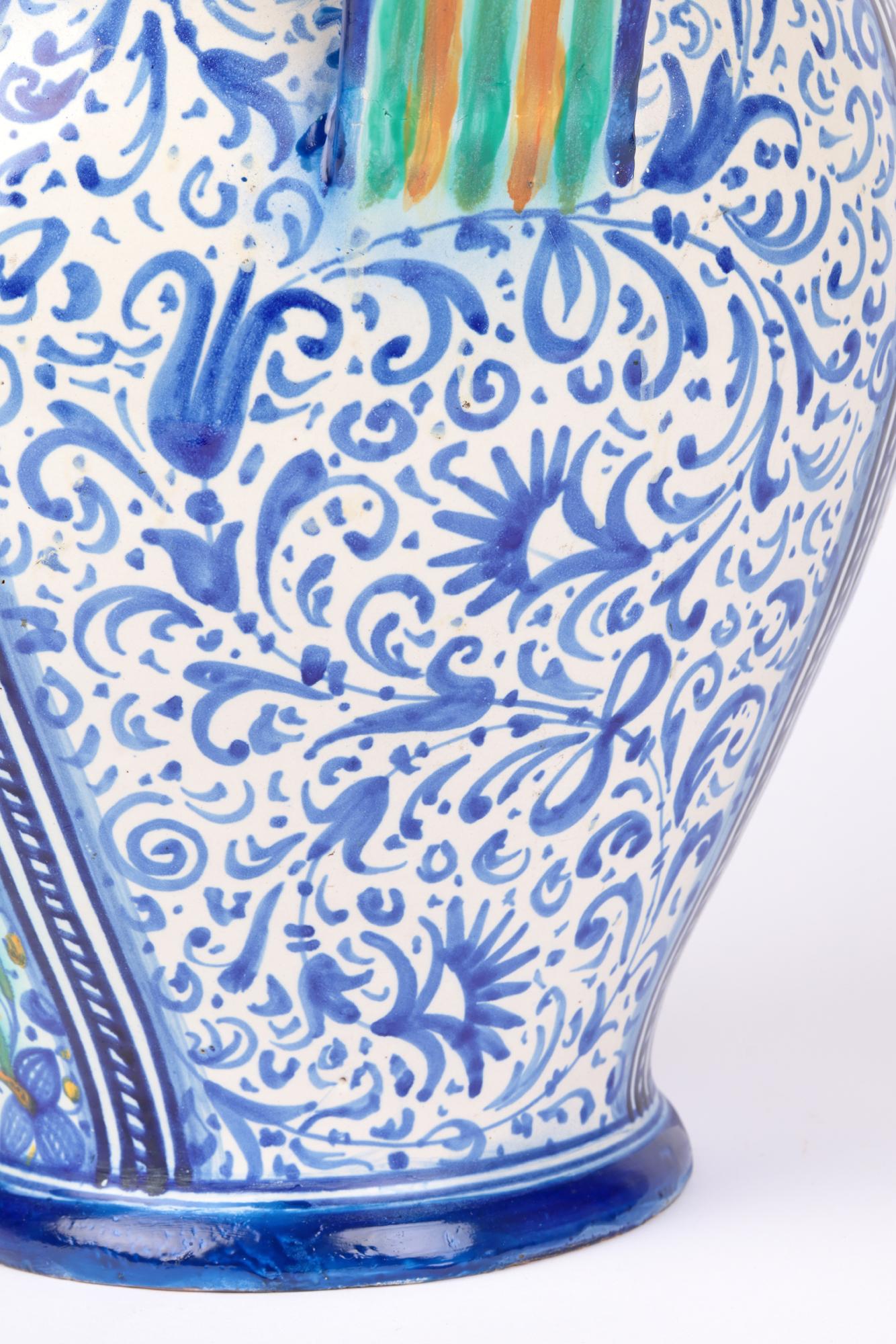 Caraffa in ceramica maiolica Cantagalli Italian Large Impressive Crested Maiolica Pottery in vendita 7