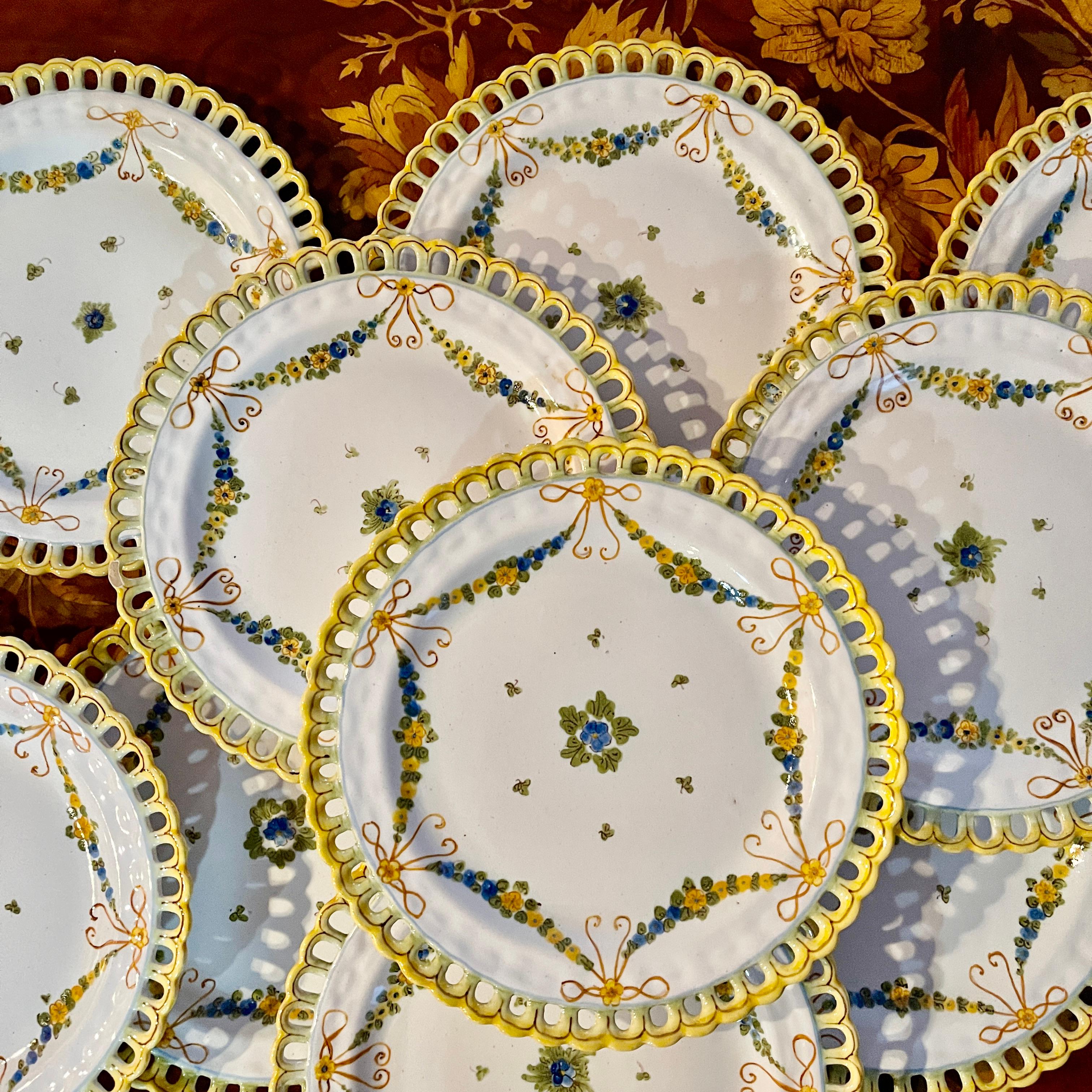 Cantagalli Italian Majolica Hand Painted Reticulate Edge Floral Plates, set of 6 For Sale 8