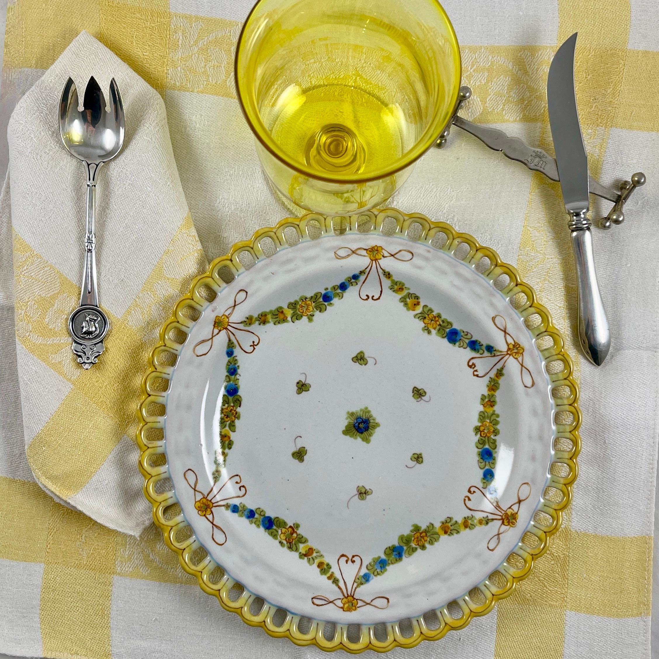 Renaissance Revival Cantagalli Italian Majolica Hand Painted Reticulate Edge Floral Plates, set of 6 For Sale