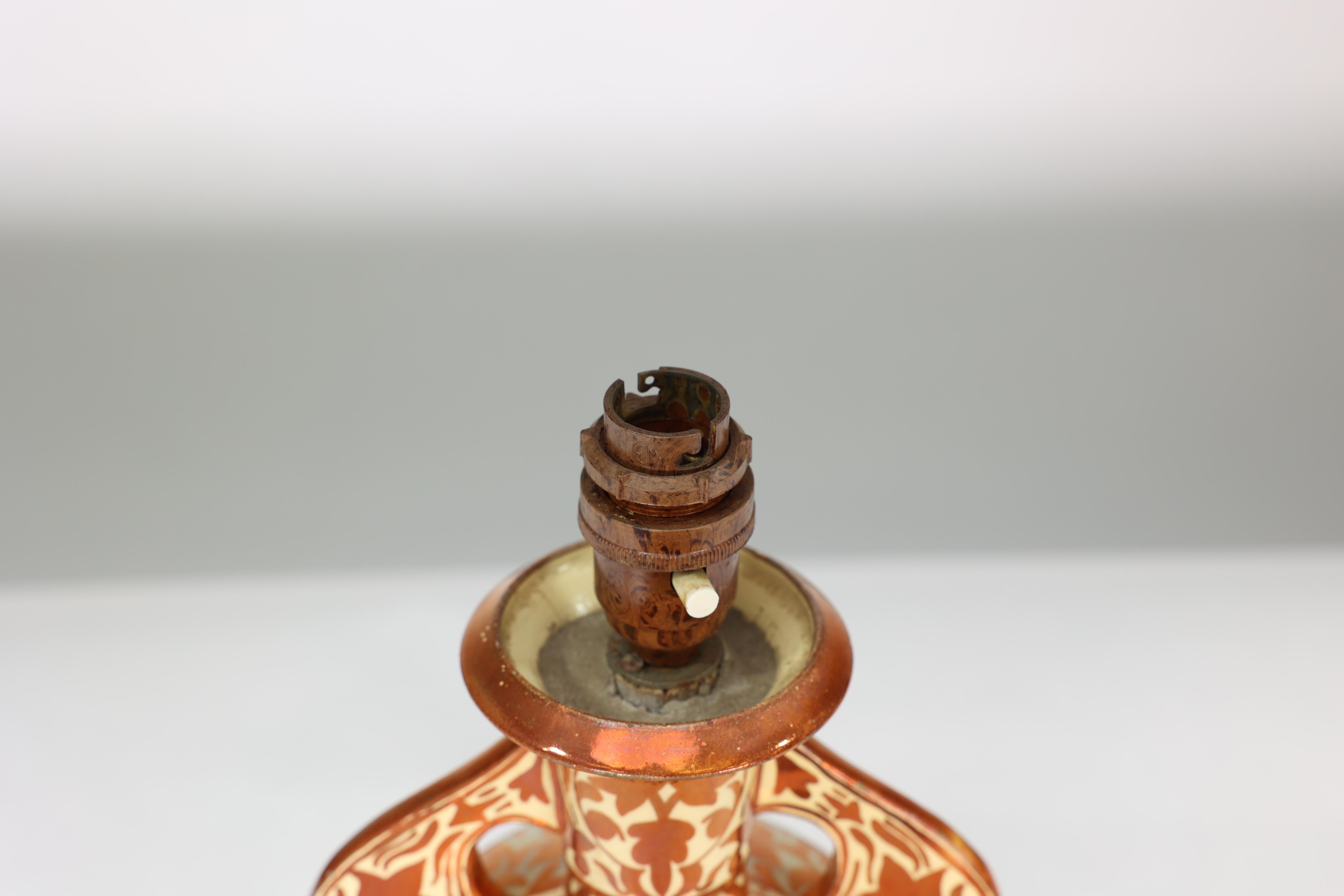 Cantagalli Italian porcelain copper lustre vase converted into a table lamp. For Sale 7