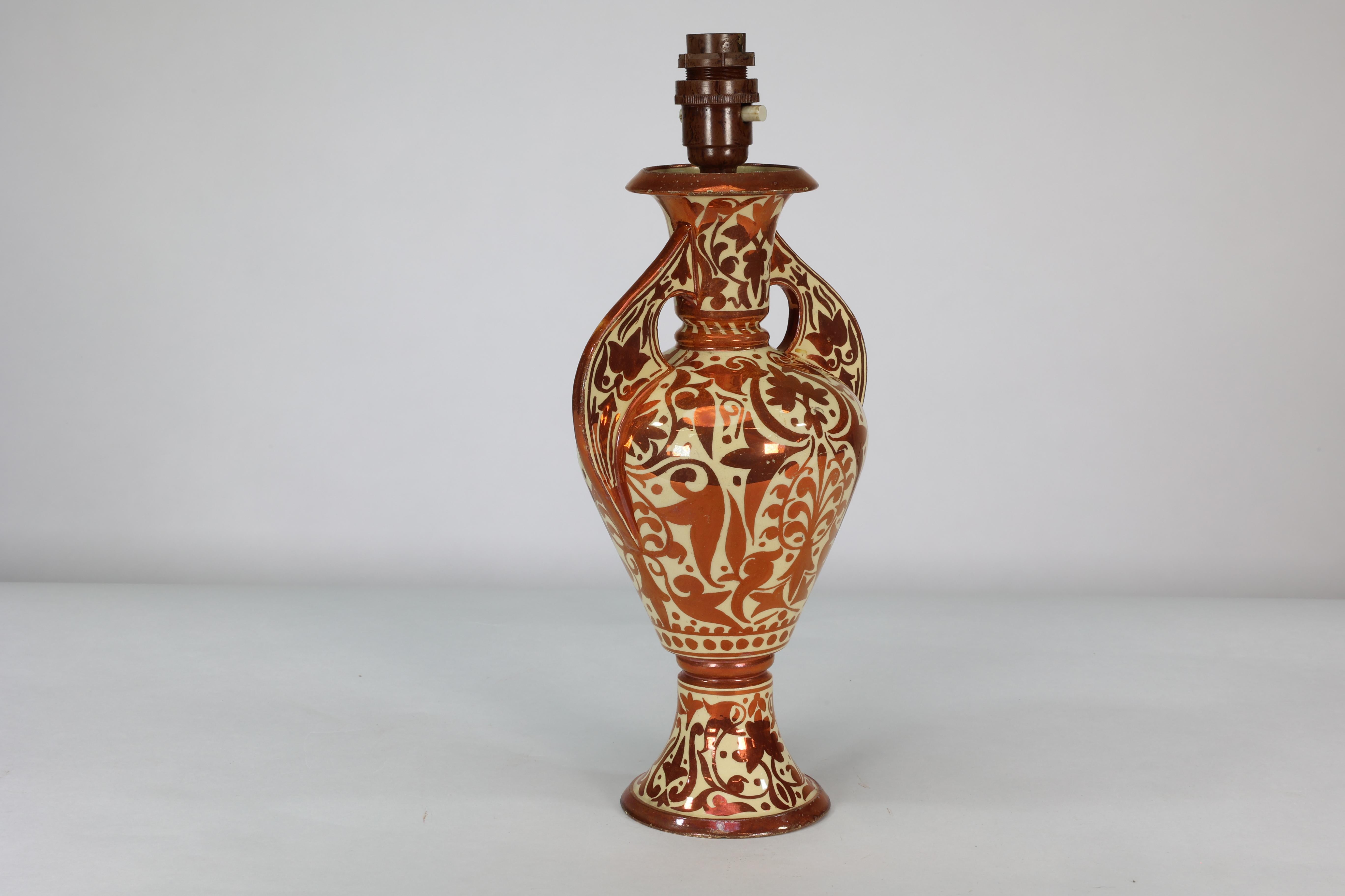 Cantagalli Italian porcelain copper lustre vase converted into a table lamp. In Good Condition For Sale In London, GB