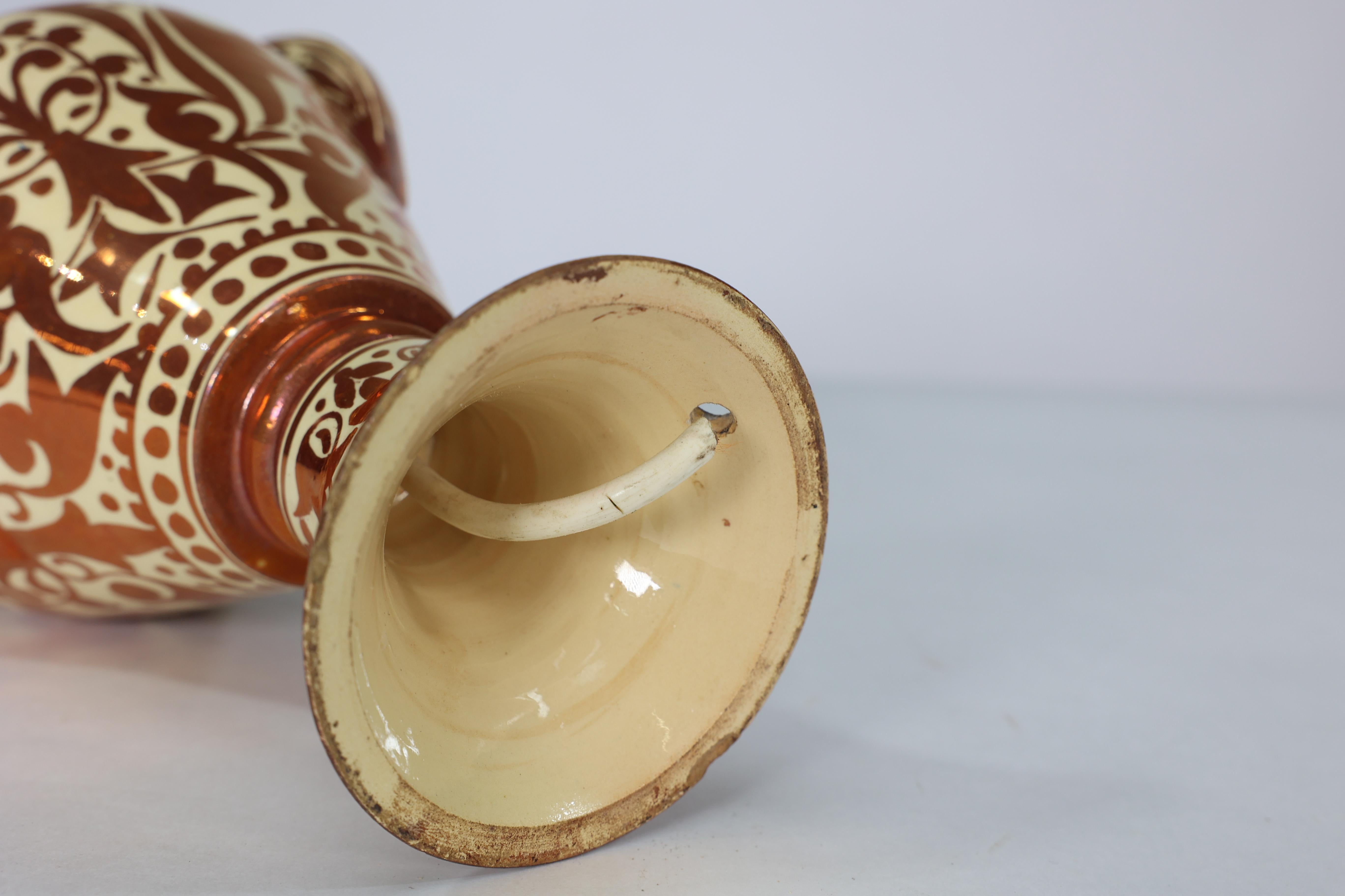 Italienische Cantagalli-Vase aus Porzellan mit kupferfarbenem Glanz, umgewandelt in Tischlampe. im Angebot 1