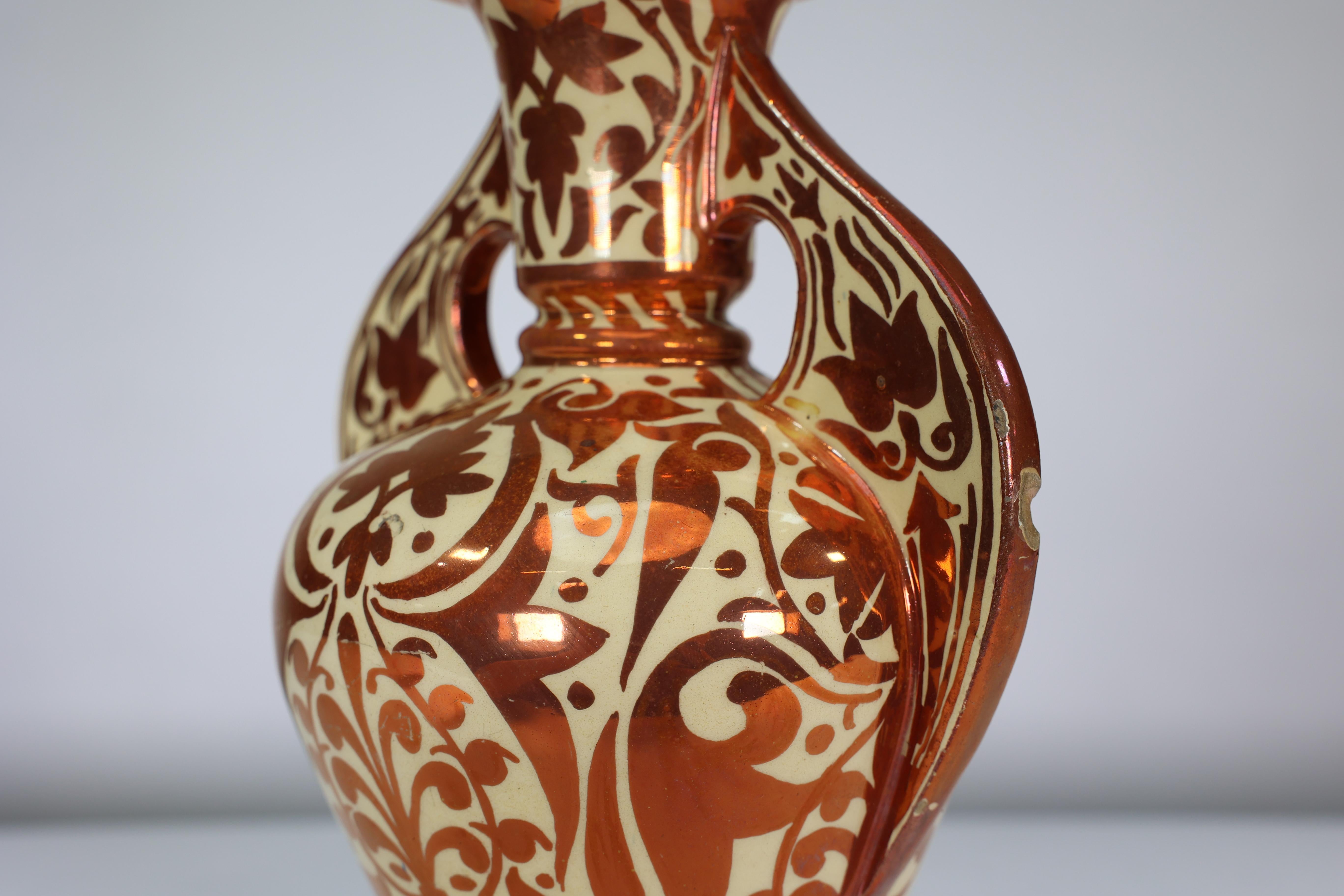 Cantagalli Italian porcelain copper lustre vase converted into a table lamp. For Sale 2